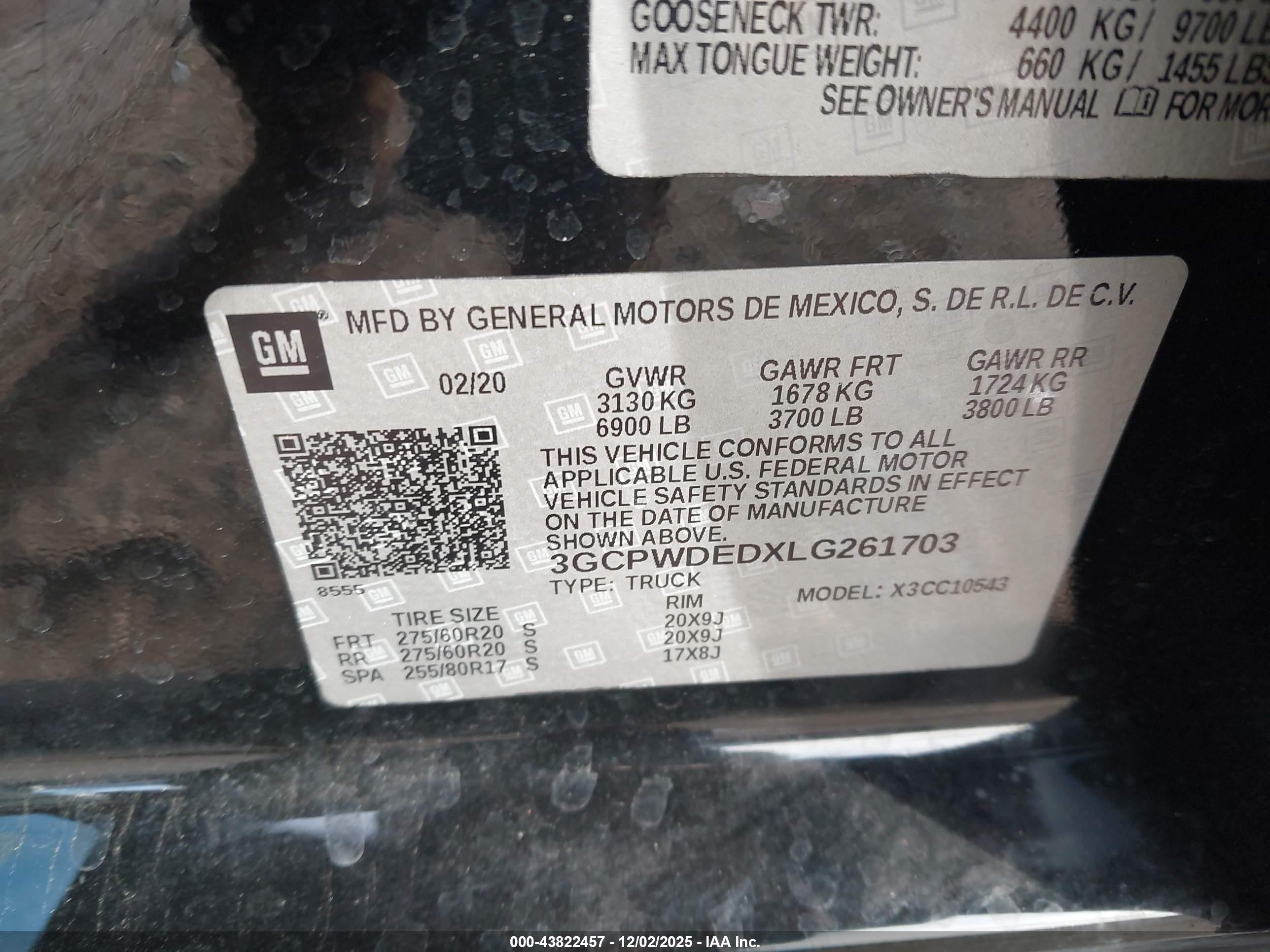 CHEVROLET SILVERADO image 9