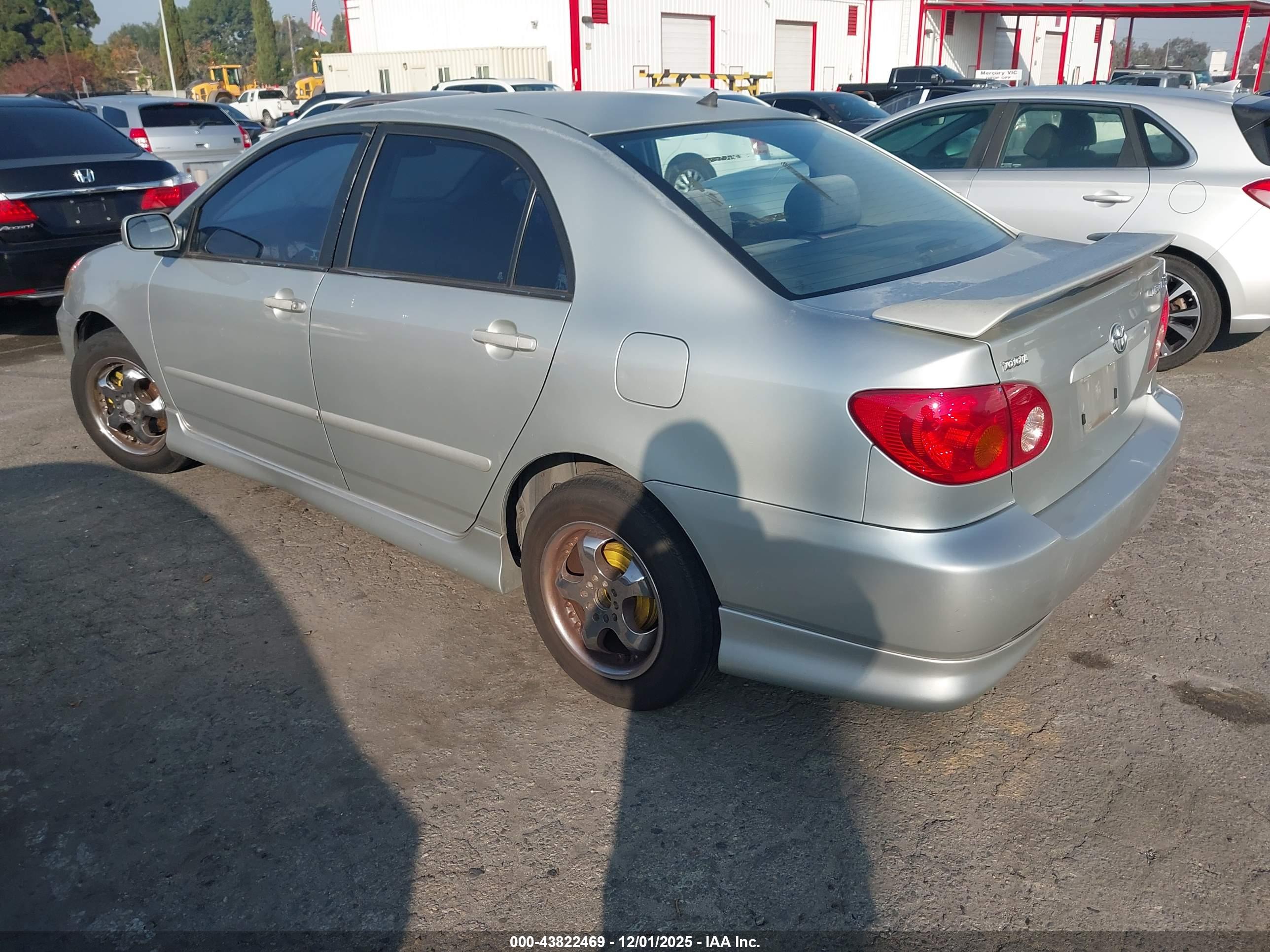 TOYOTA COROLLA image 3