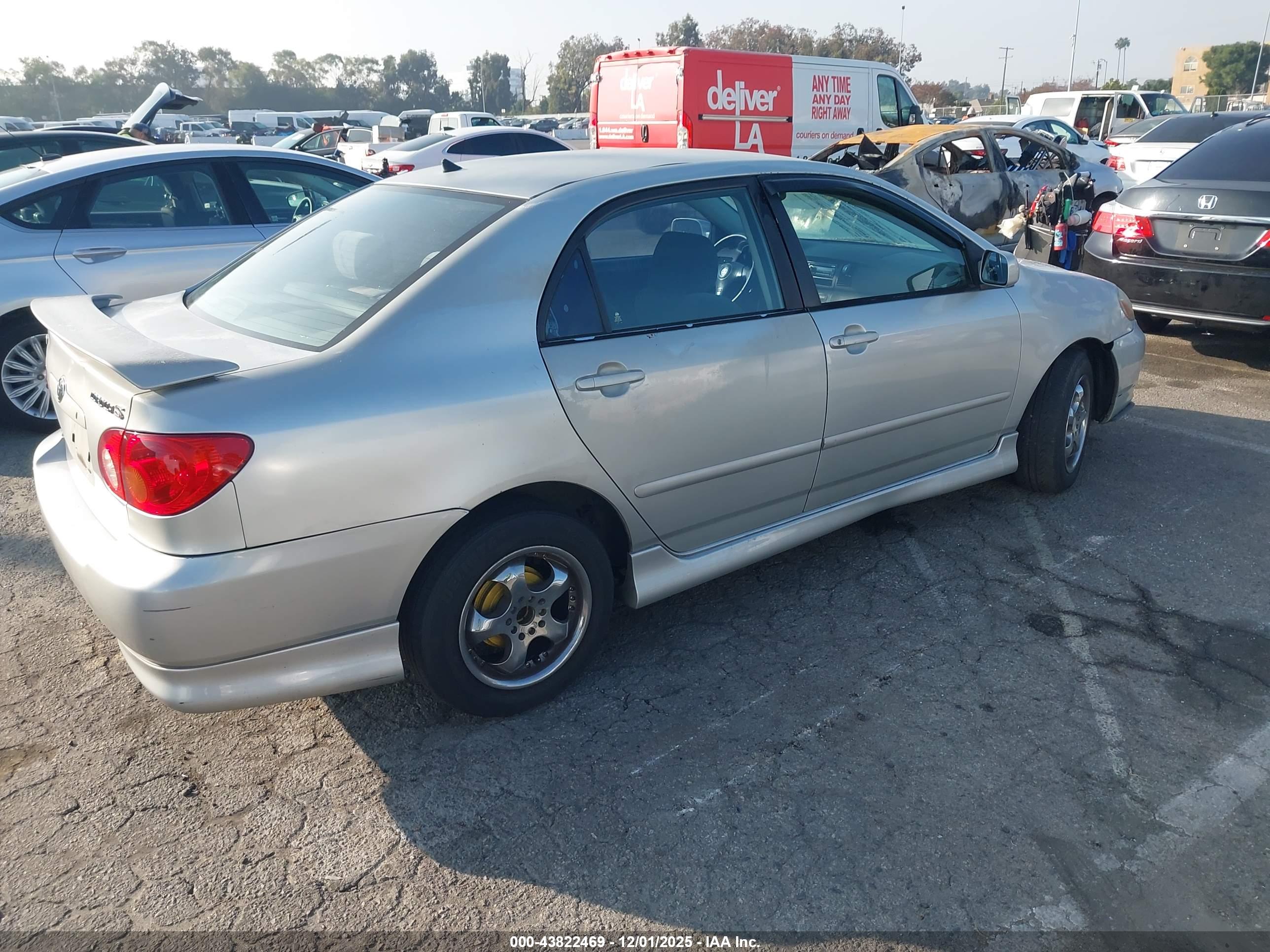 TOYOTA COROLLA image 4