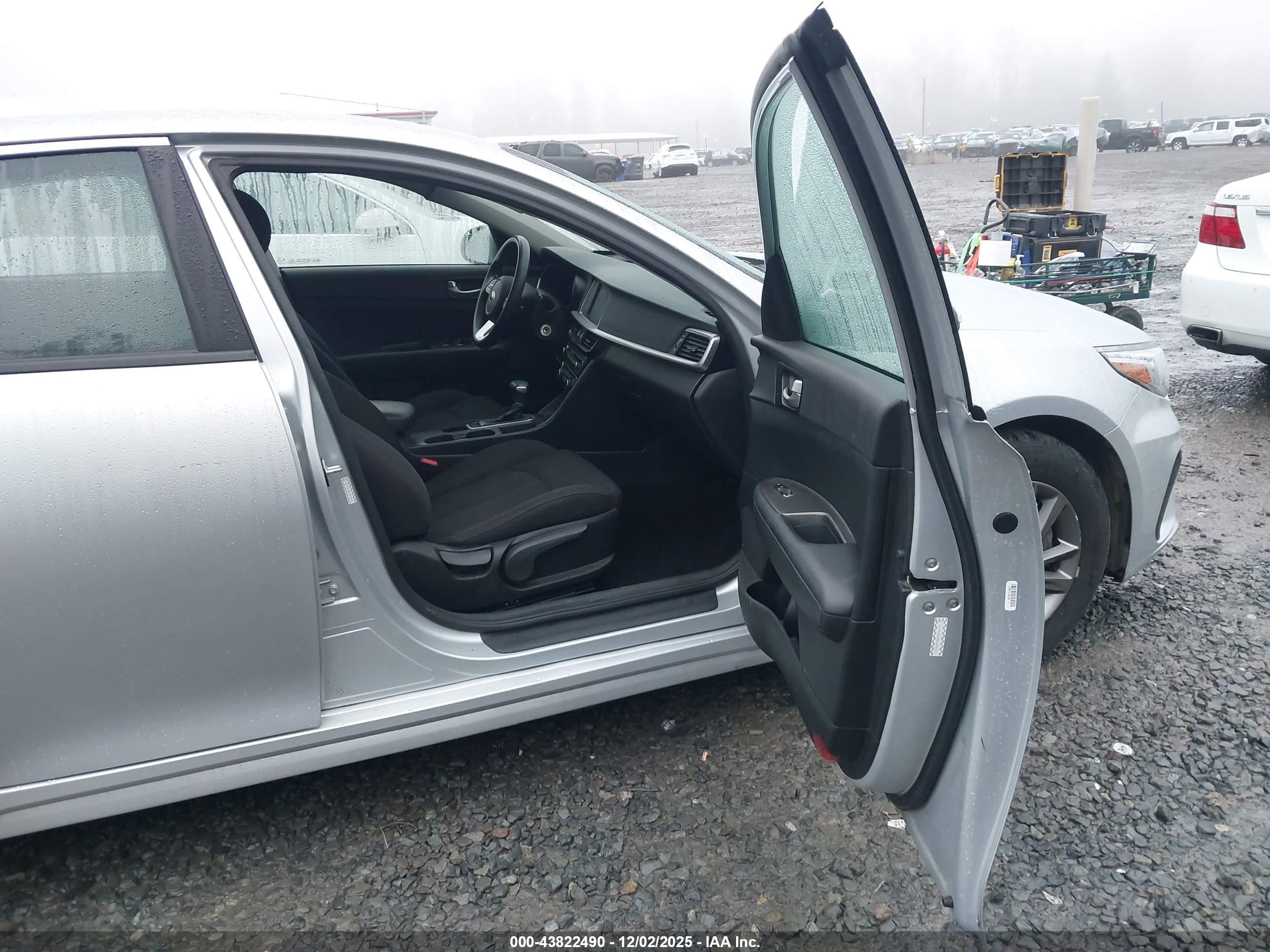 KIA OPTIMA image 5