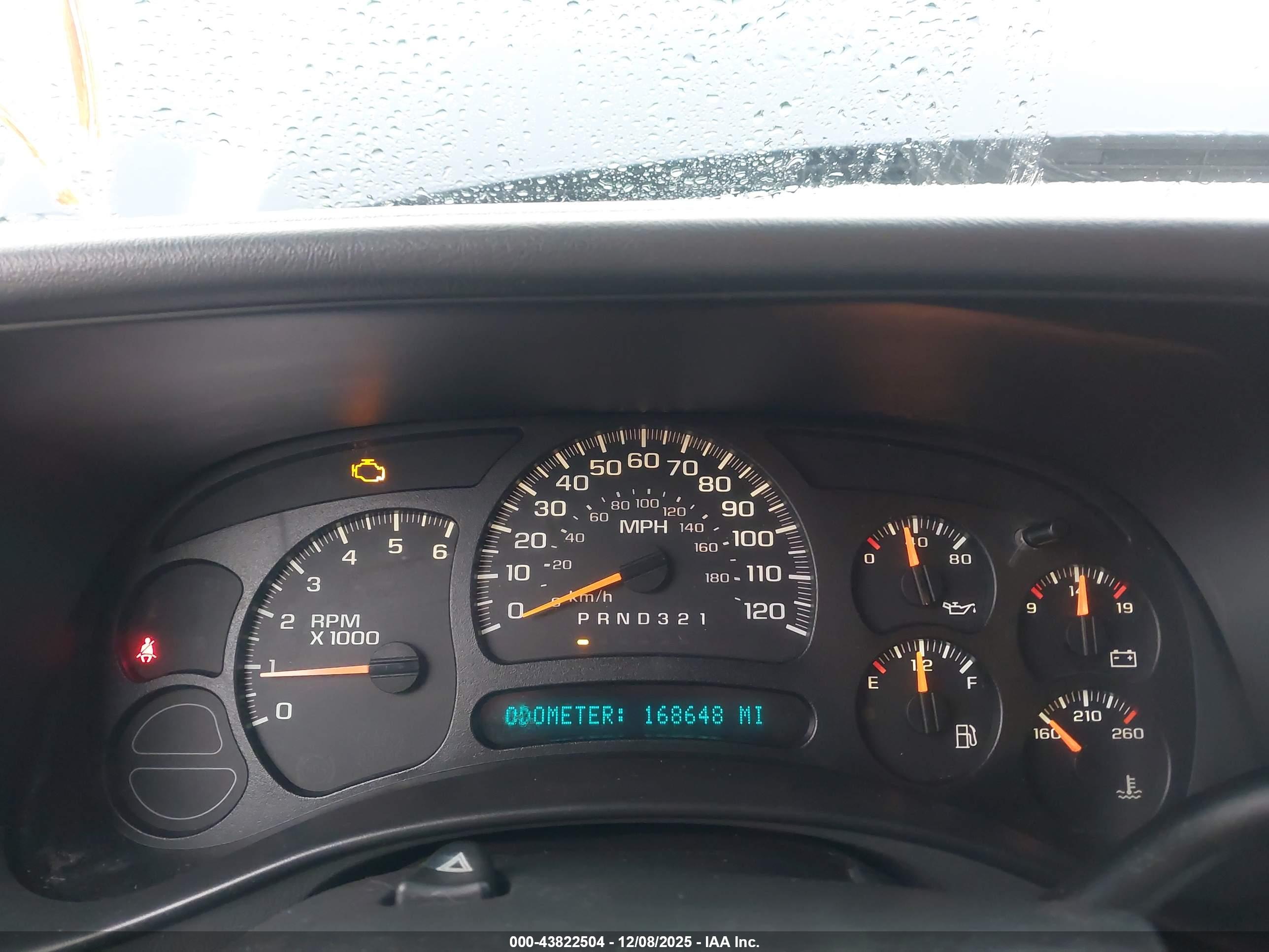 CHEVROLET SILVERADO image 7