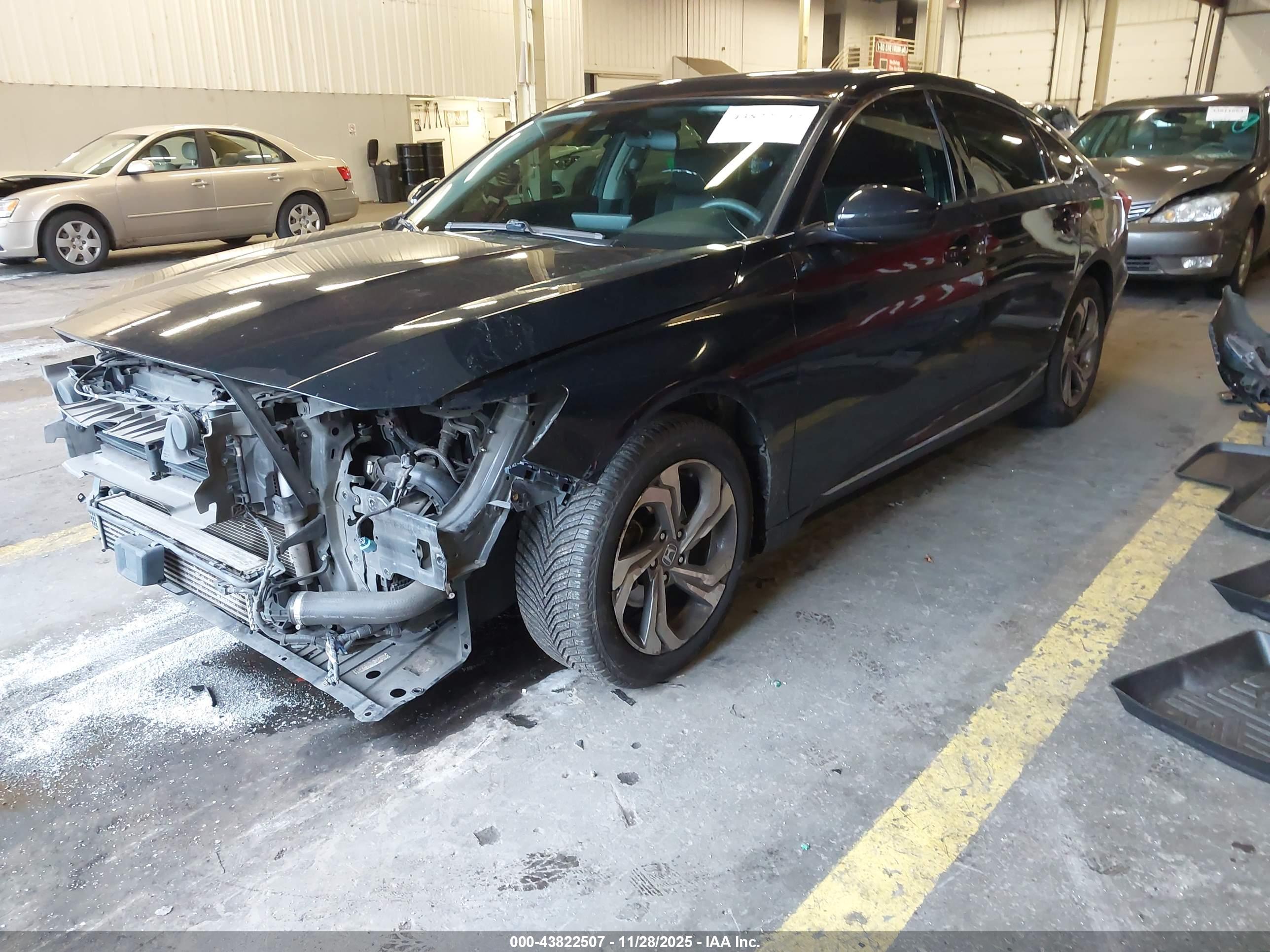 HONDA ACCORD image 2