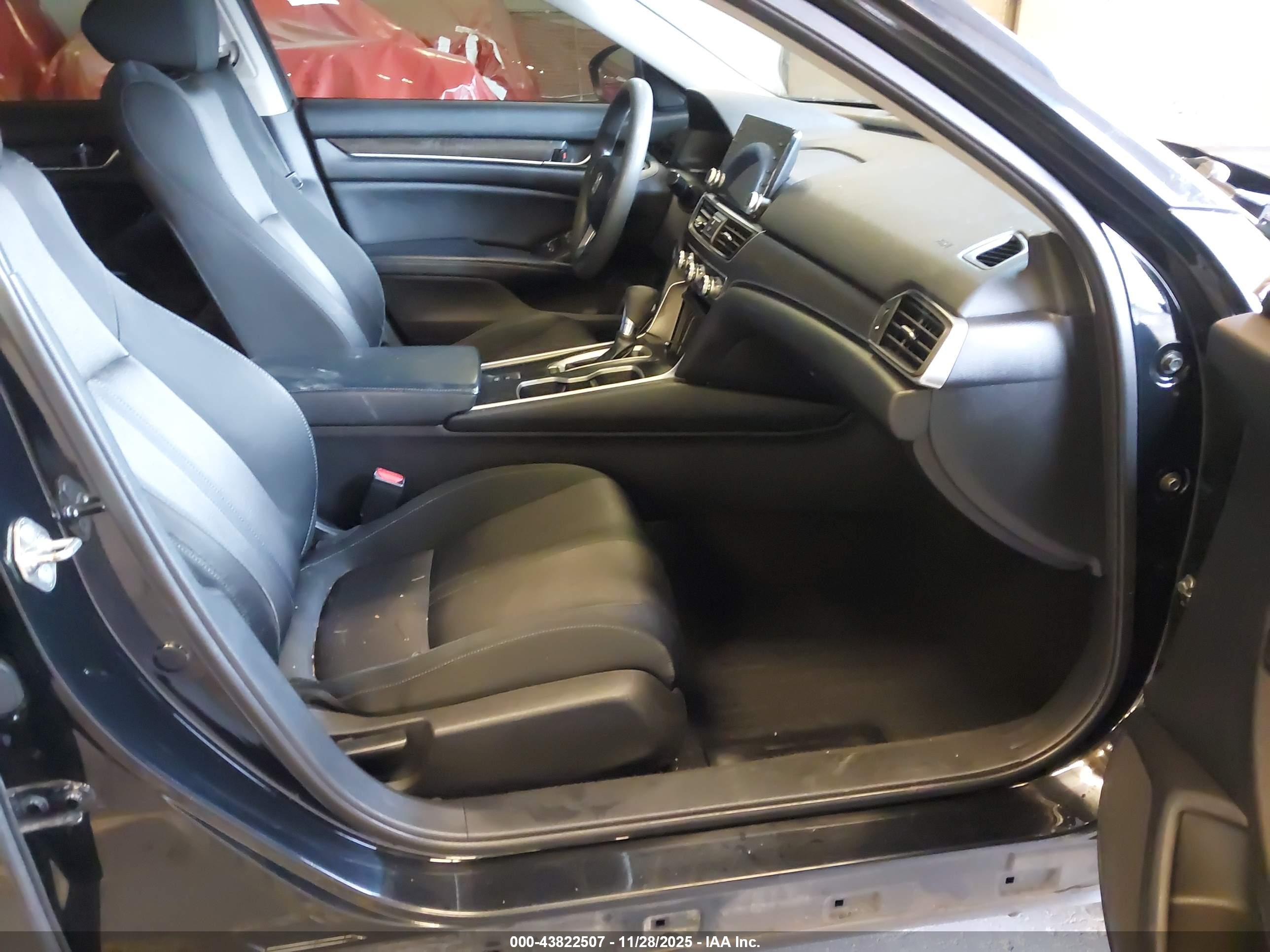 HONDA ACCORD image 5