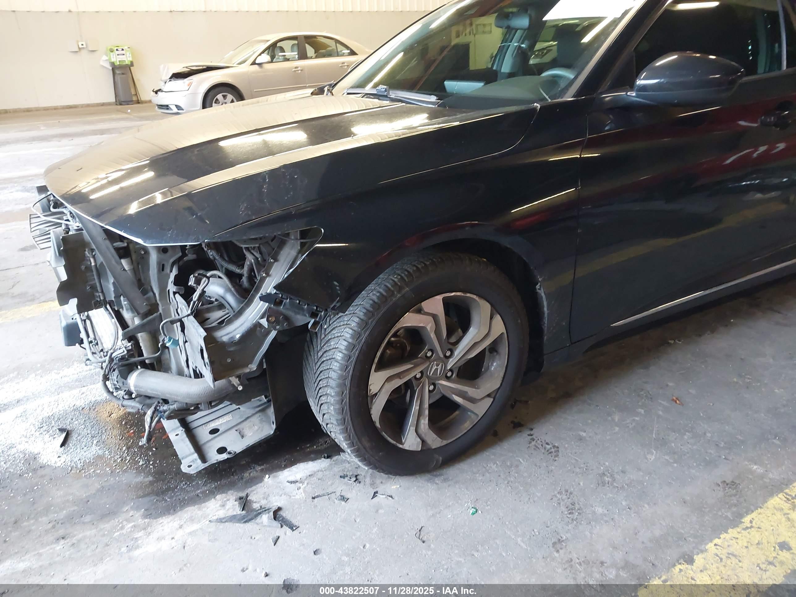 HONDA ACCORD image 6