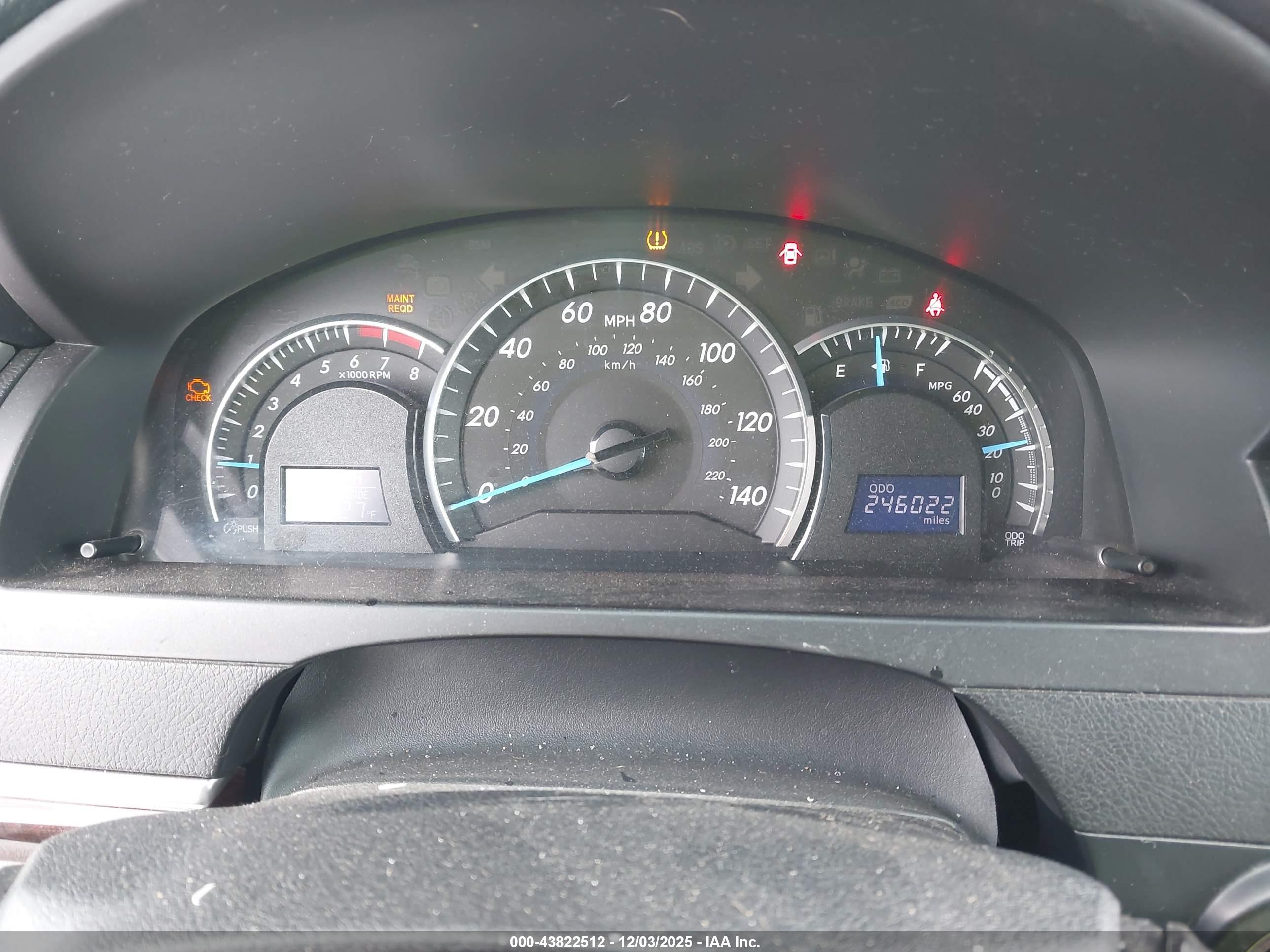 TOYOTA CAMRY image 7