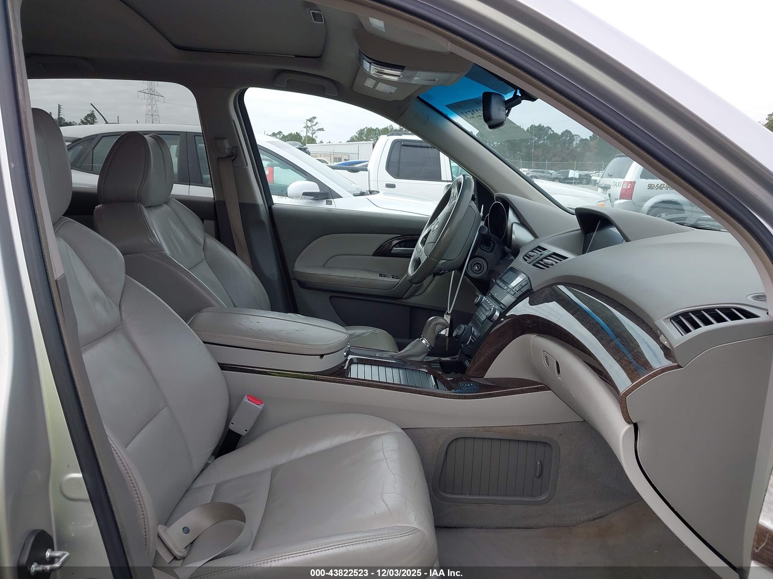 ACURA MDX image 5