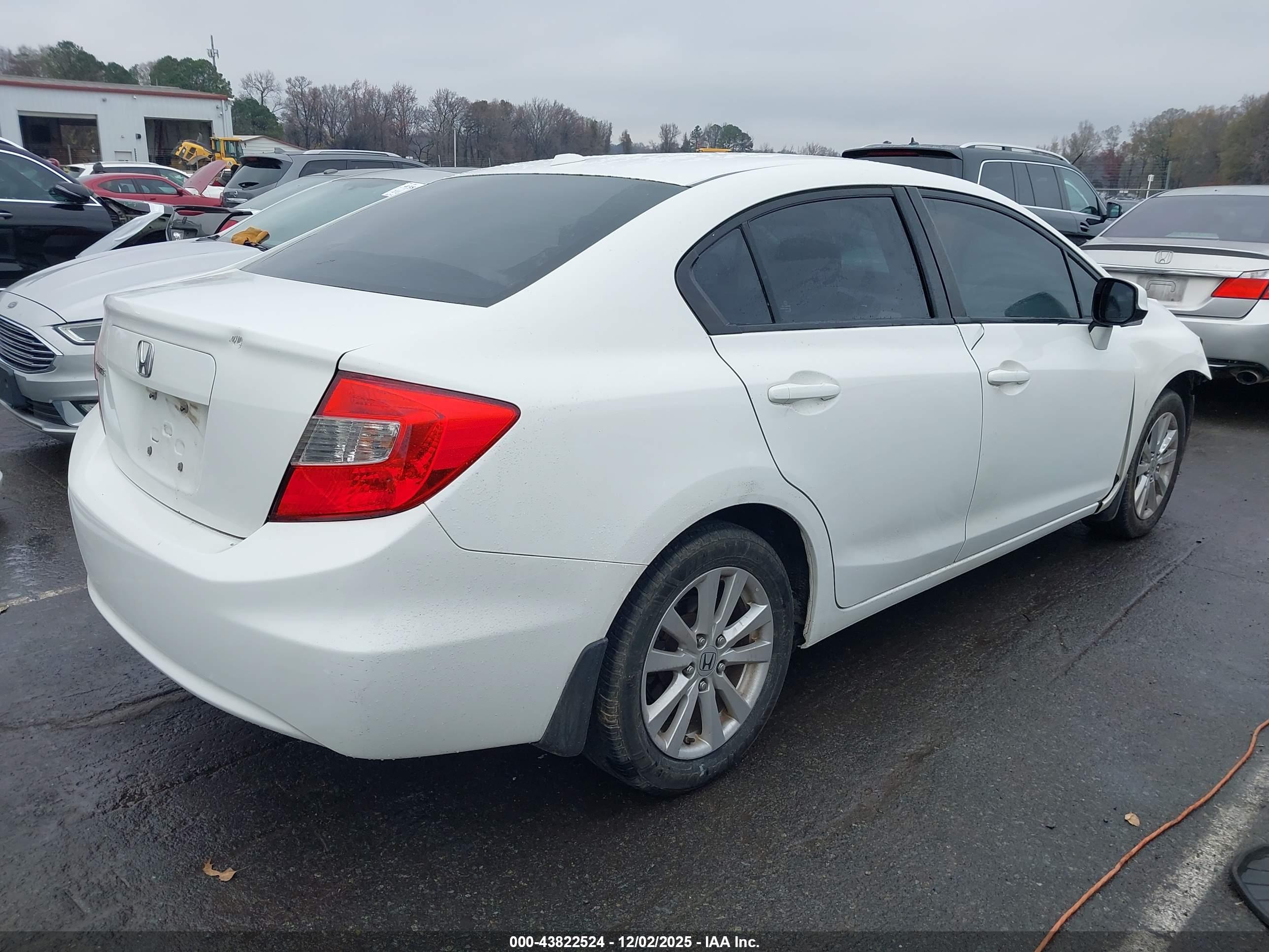 HONDA CIVIC image 4