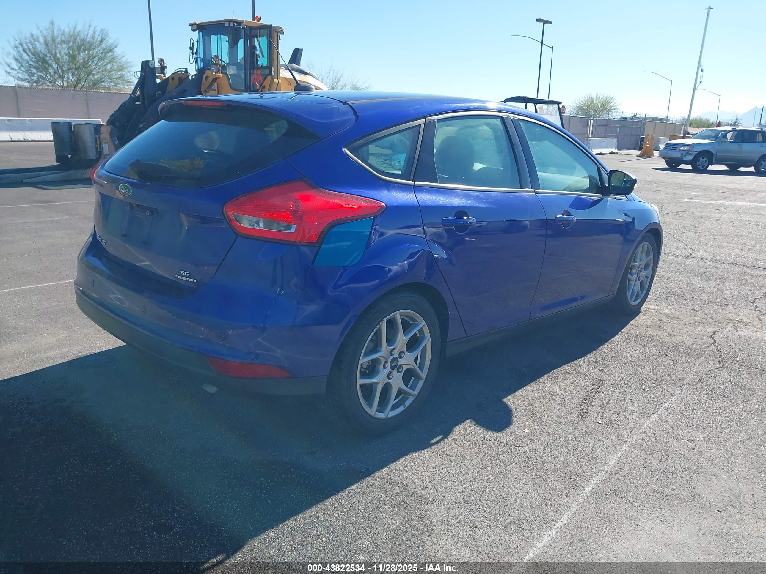FORD FOCUS image 4
