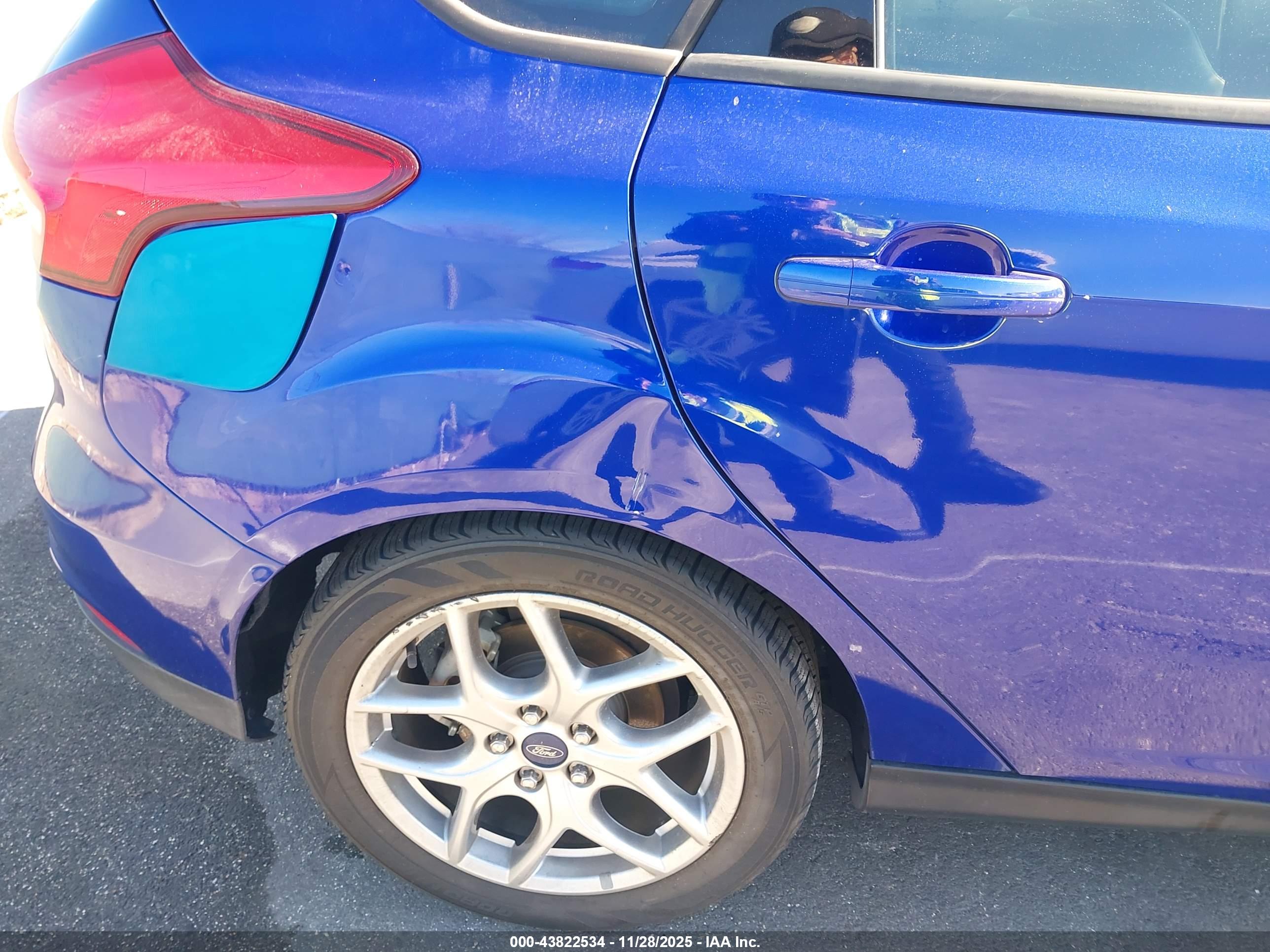FORD FOCUS image 6