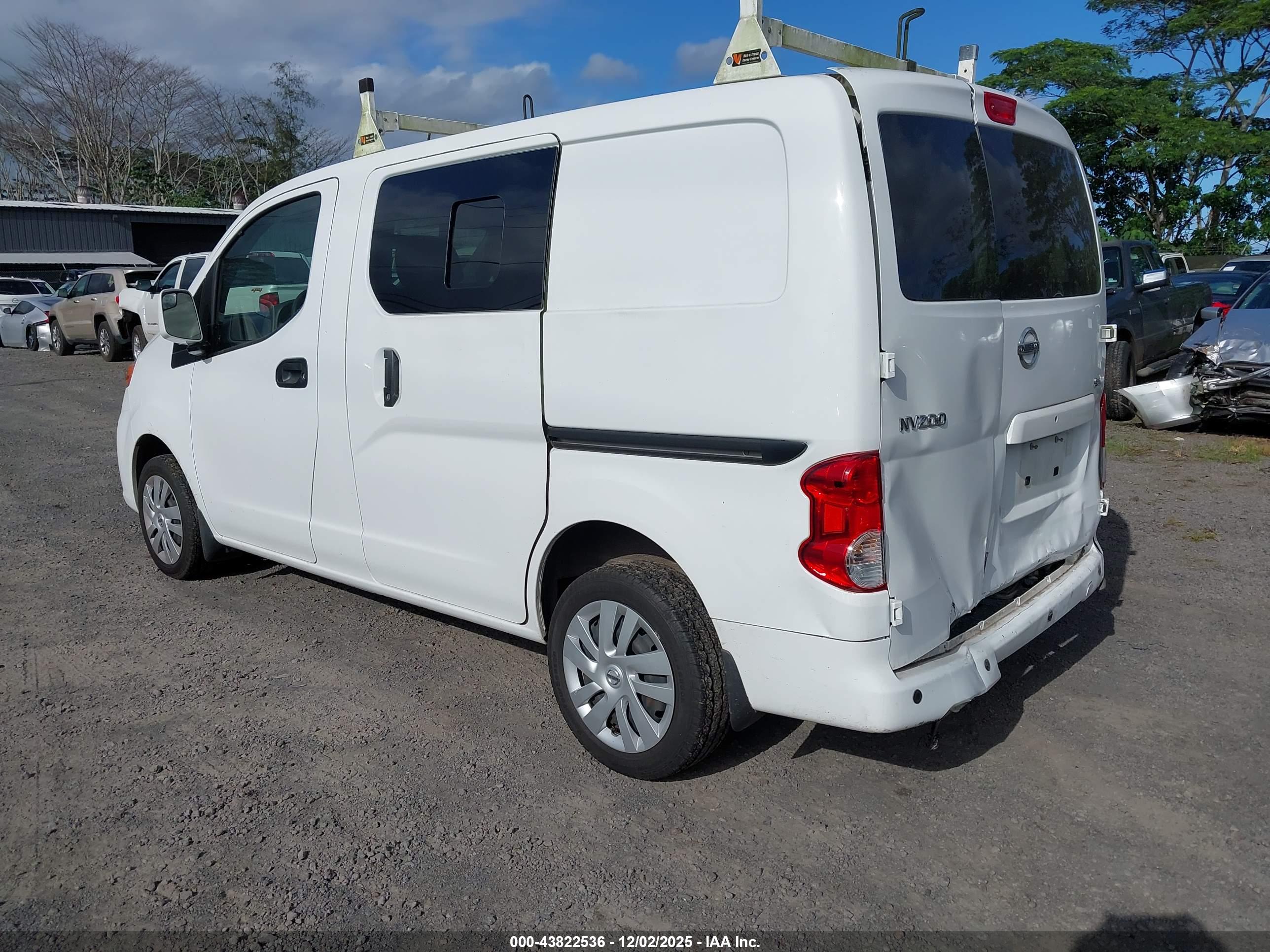 NISSAN NV200 image 3