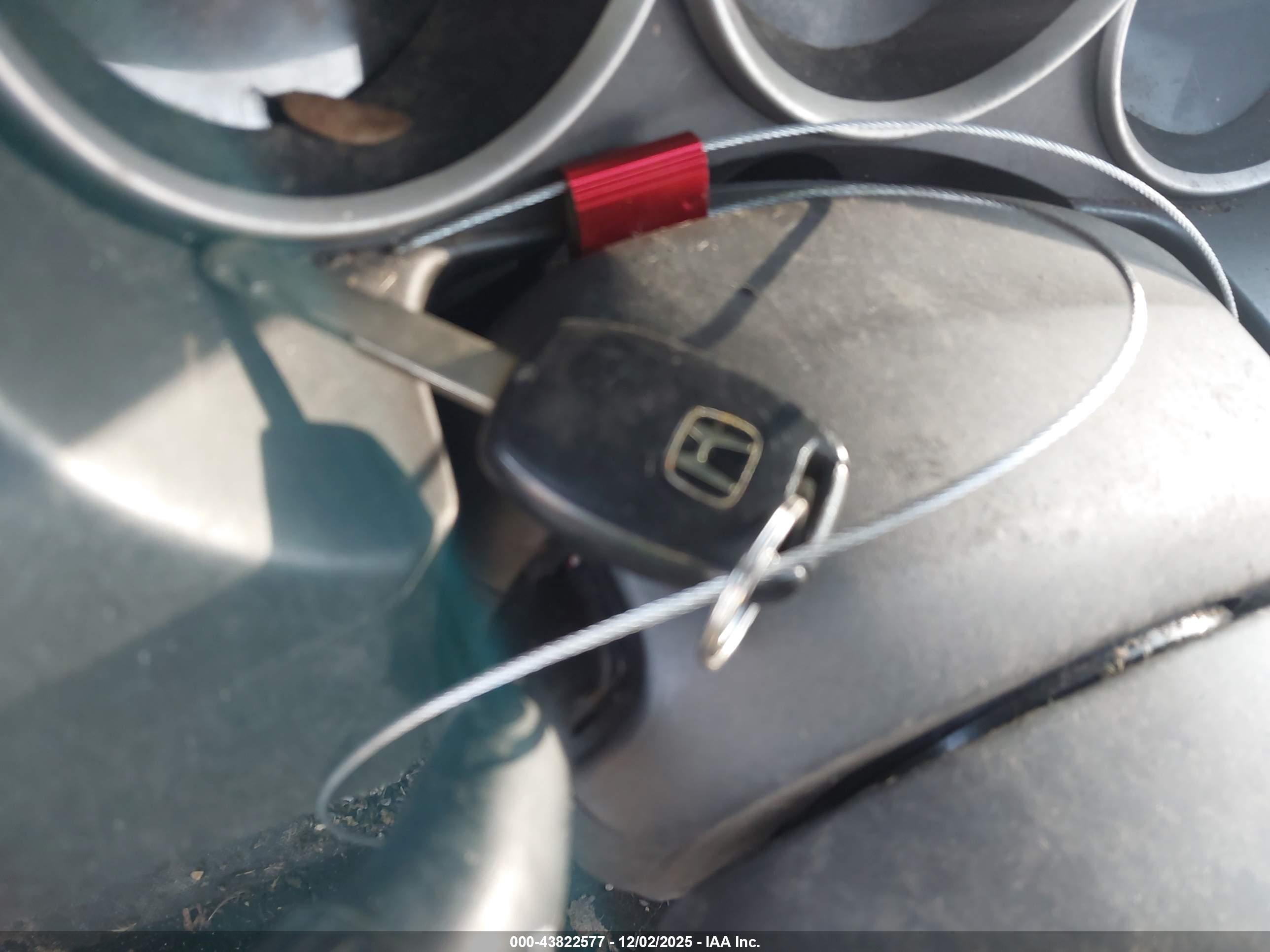 HONDA FIT image 11