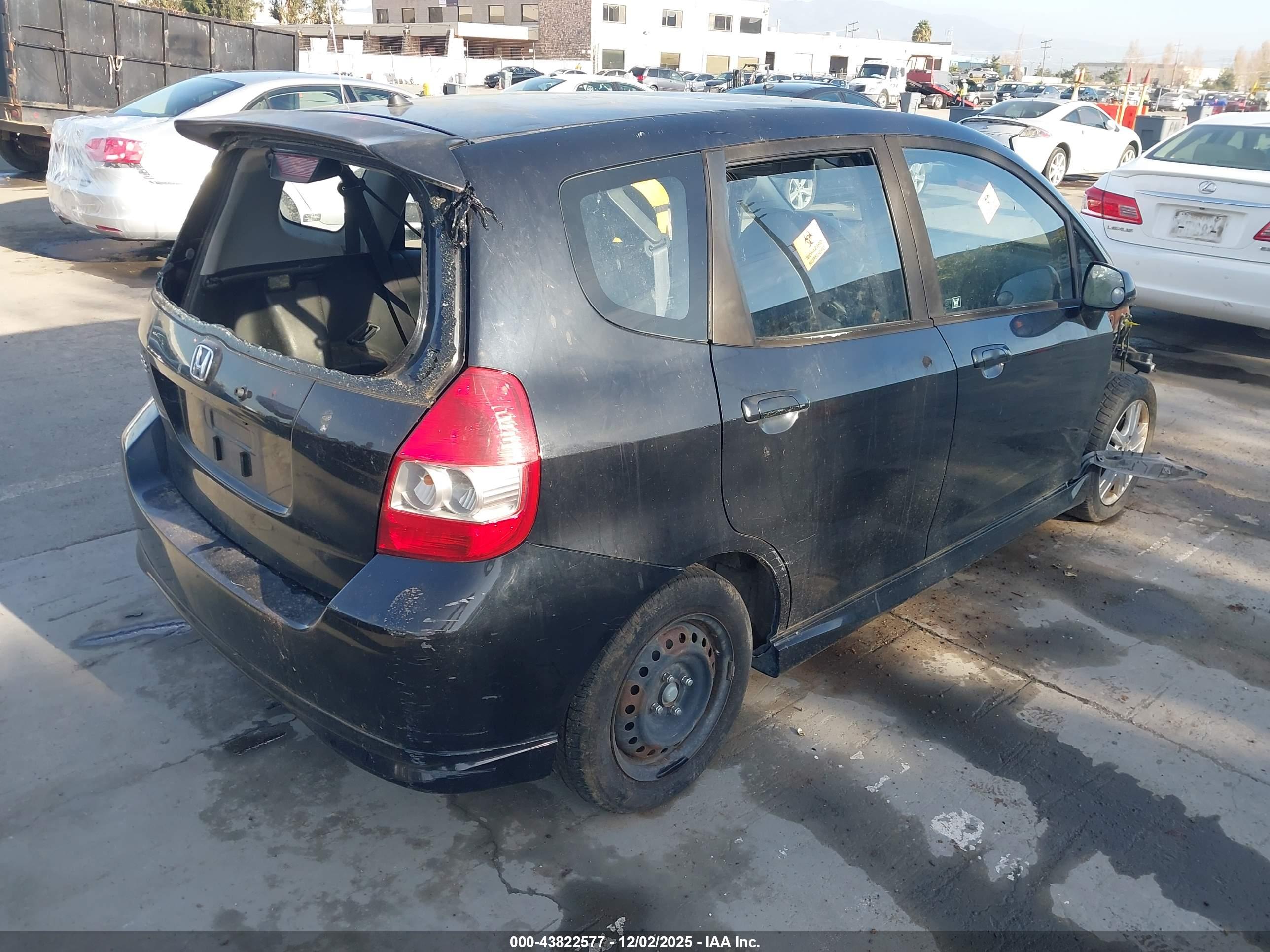 HONDA FIT image 4