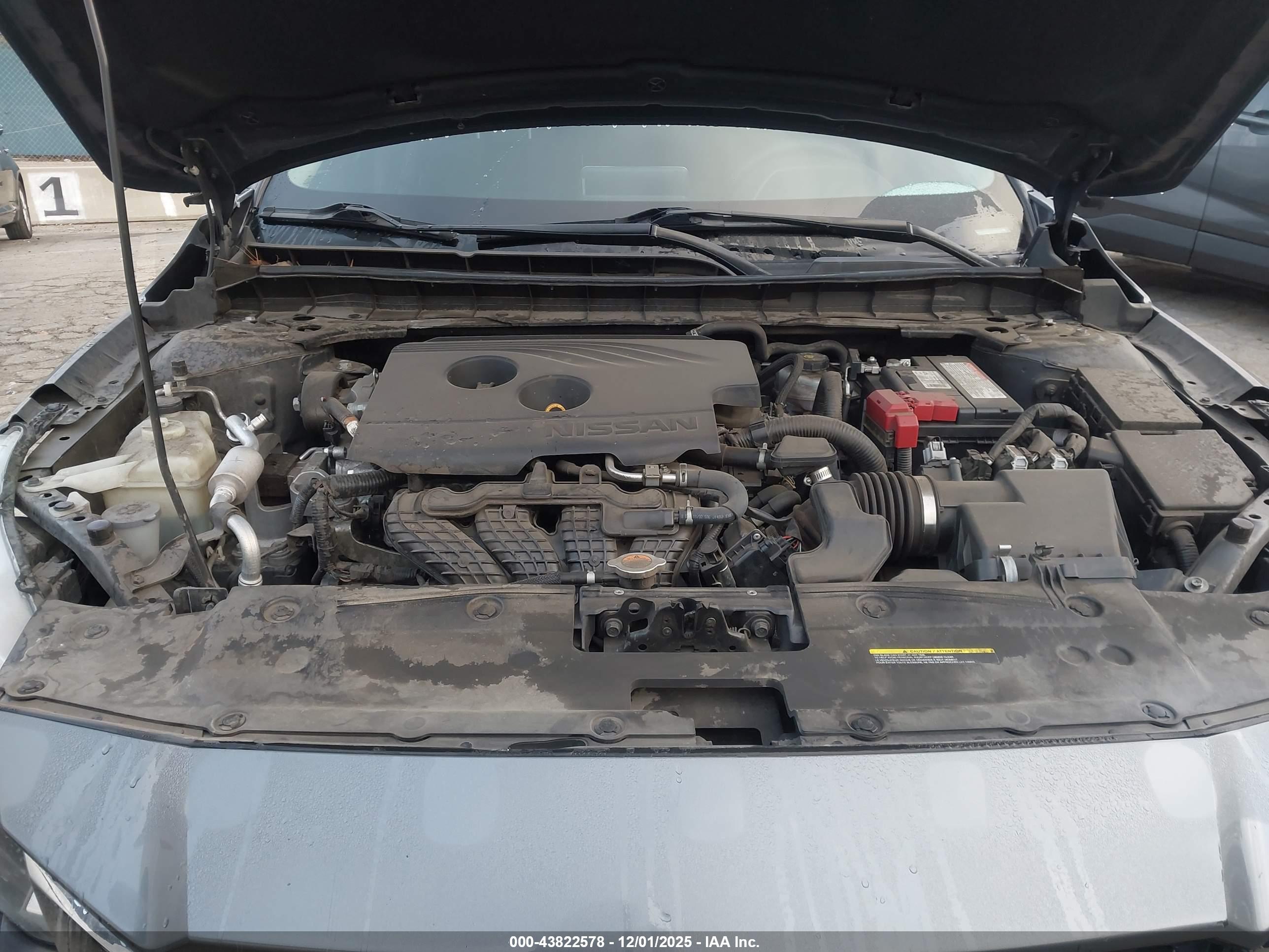 NISSAN ALTIMA image 10