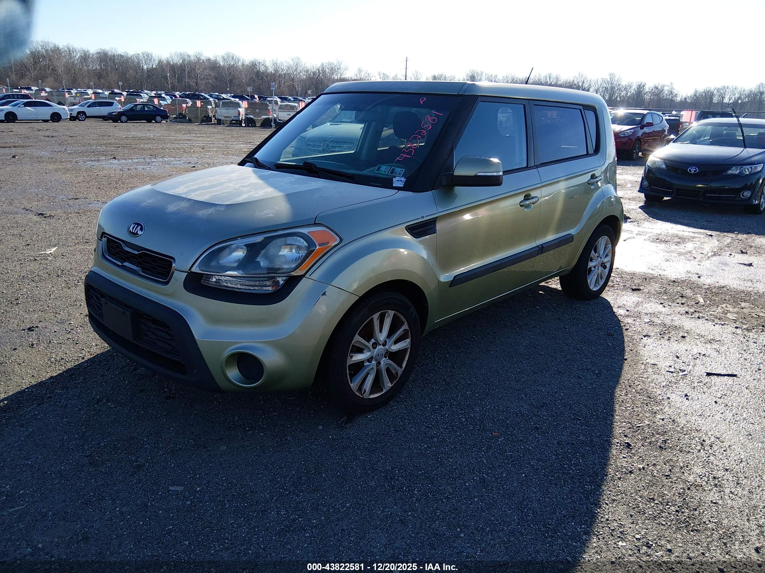KIA SOUL image 2