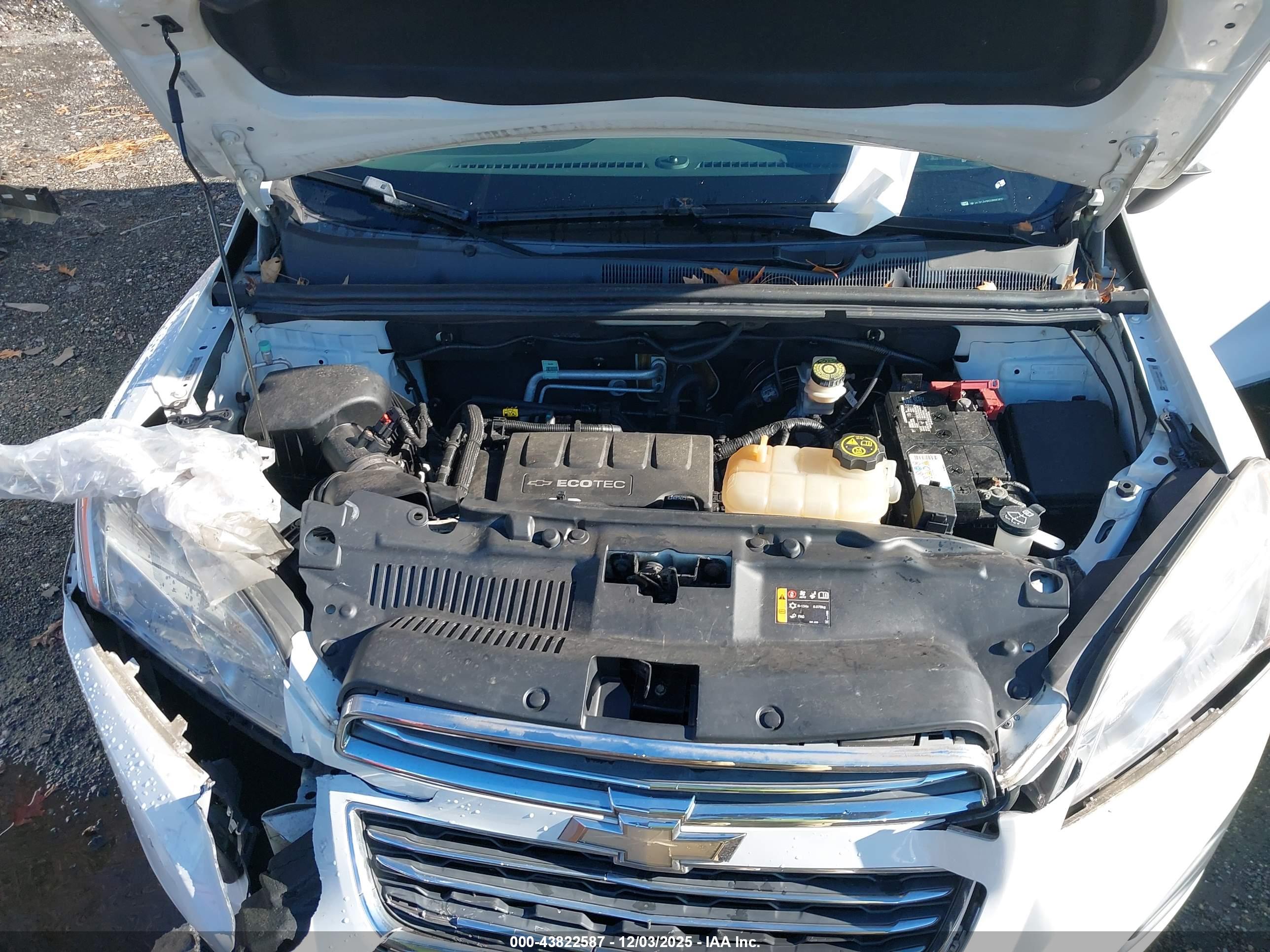 CHEVROLET TRAX image 10