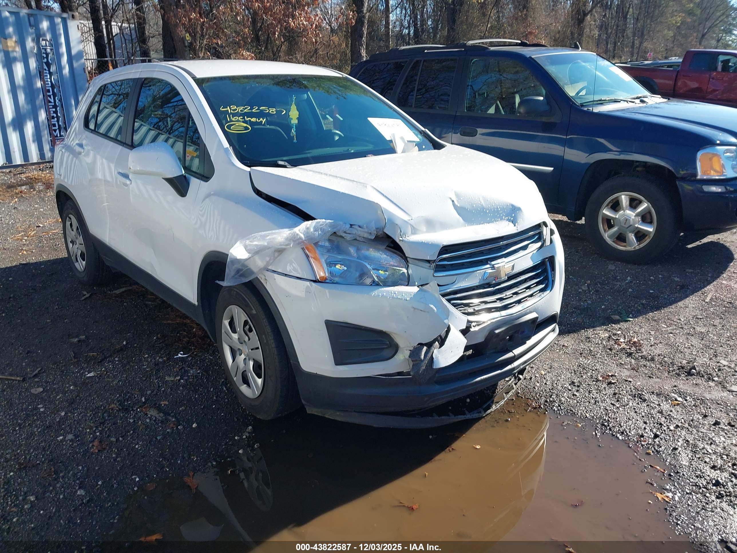 CHEVROLET TRAX image 6