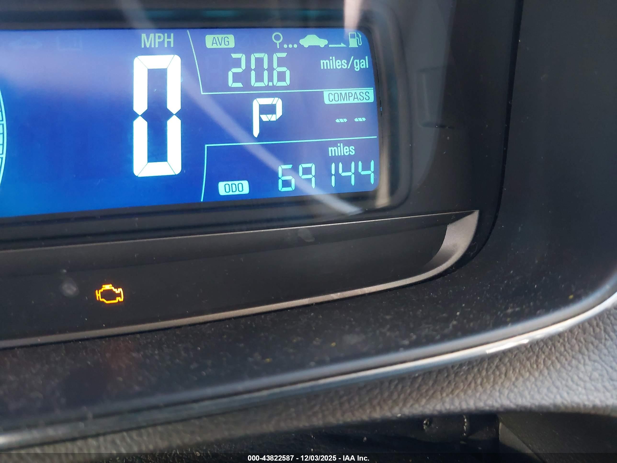 CHEVROLET TRAX image 7