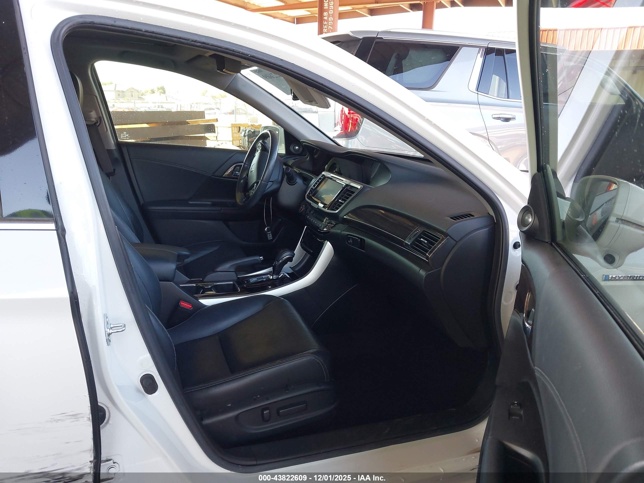 HONDA ACCORD image 5