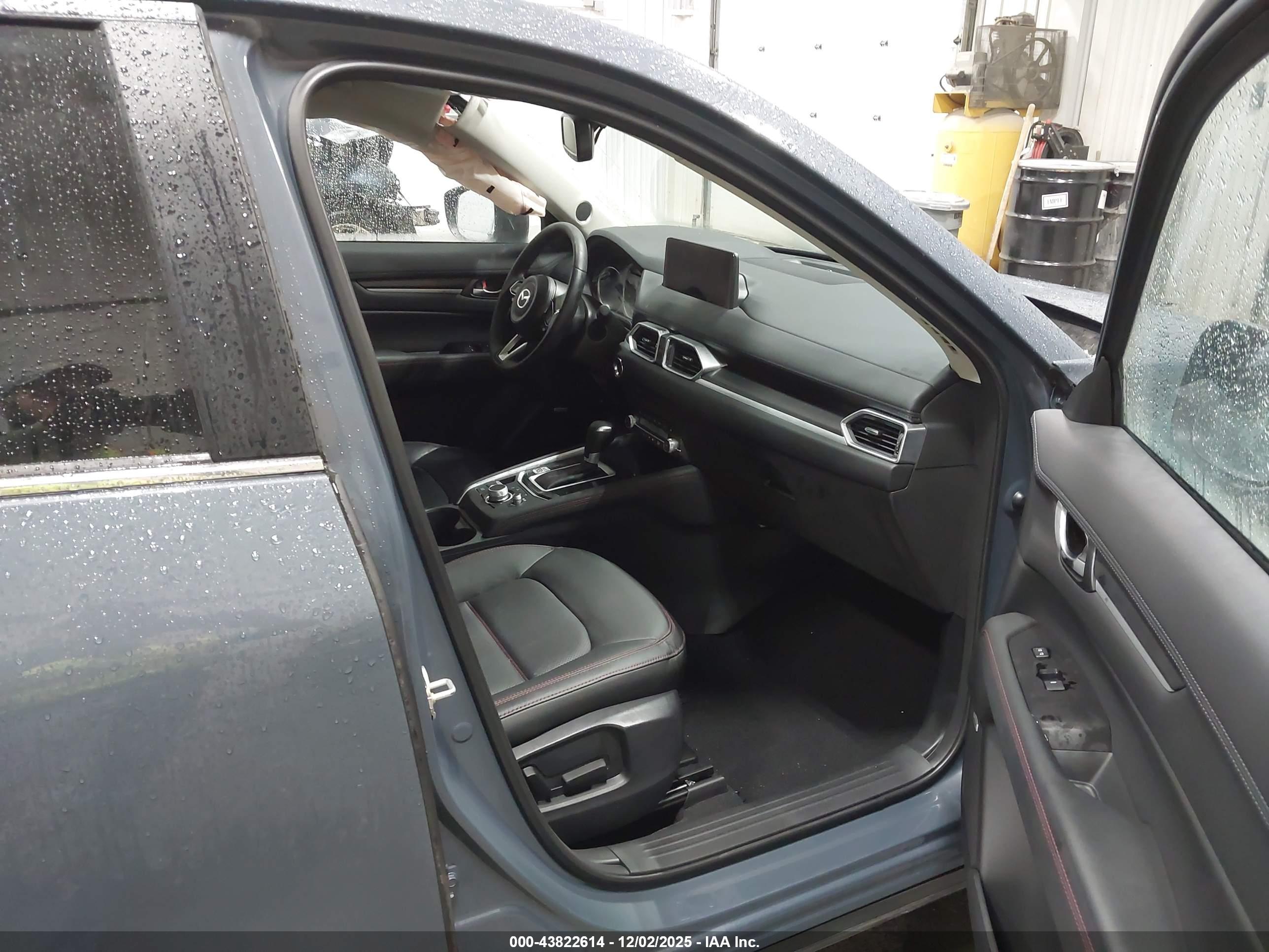 MAZDA CX-5 image 5