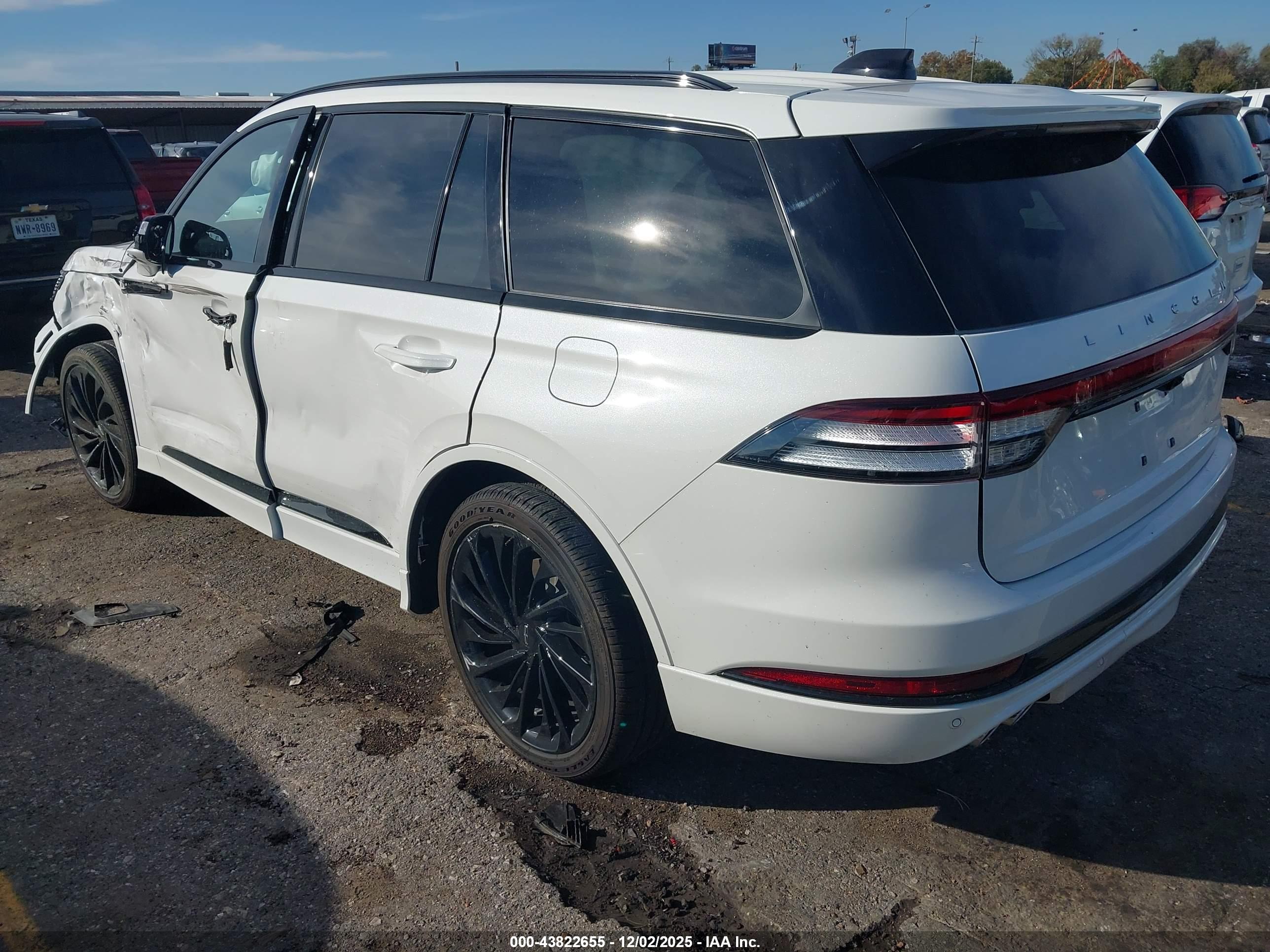 LINCOLN AVIATOR image 3