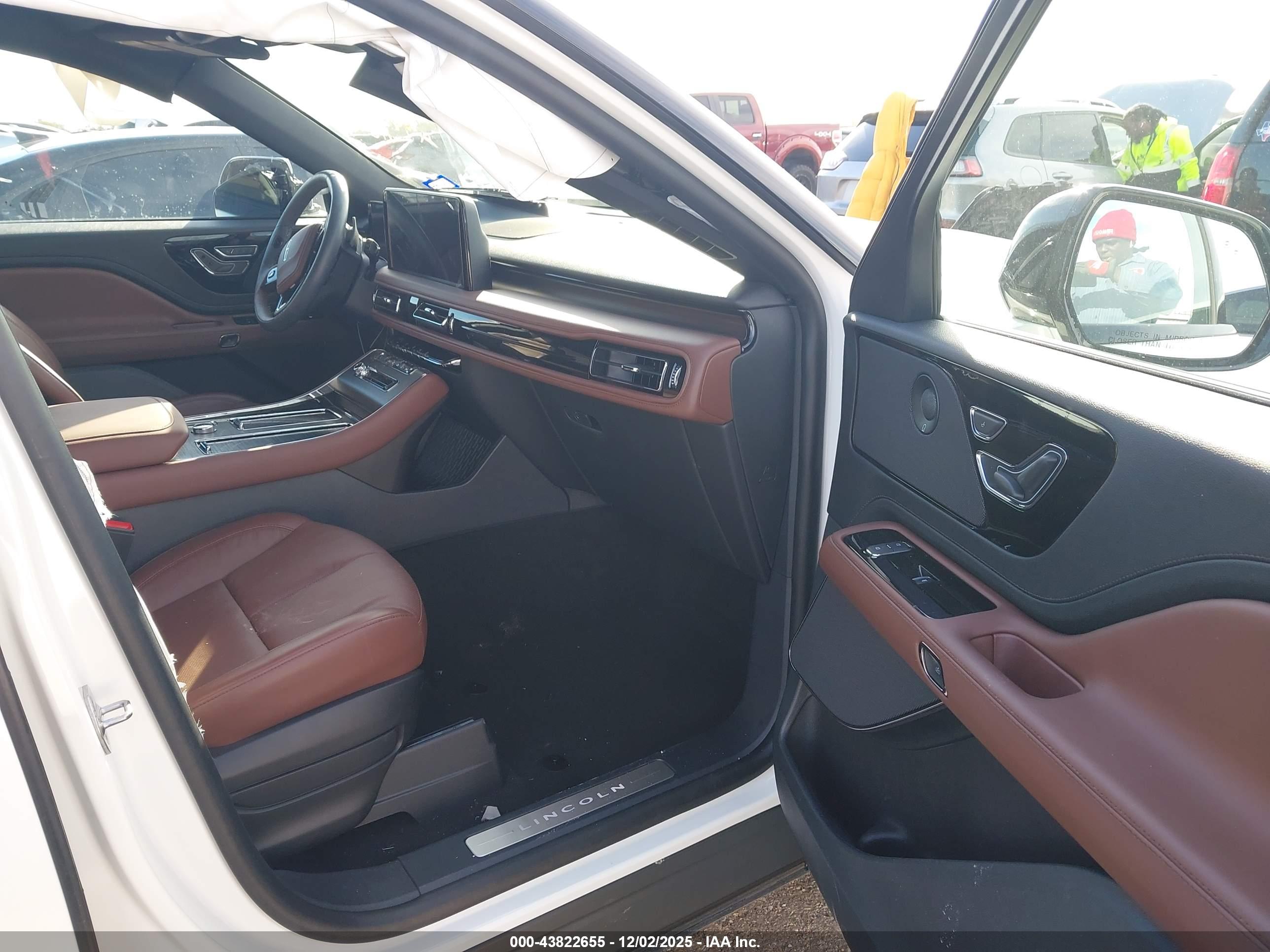 LINCOLN AVIATOR image 5