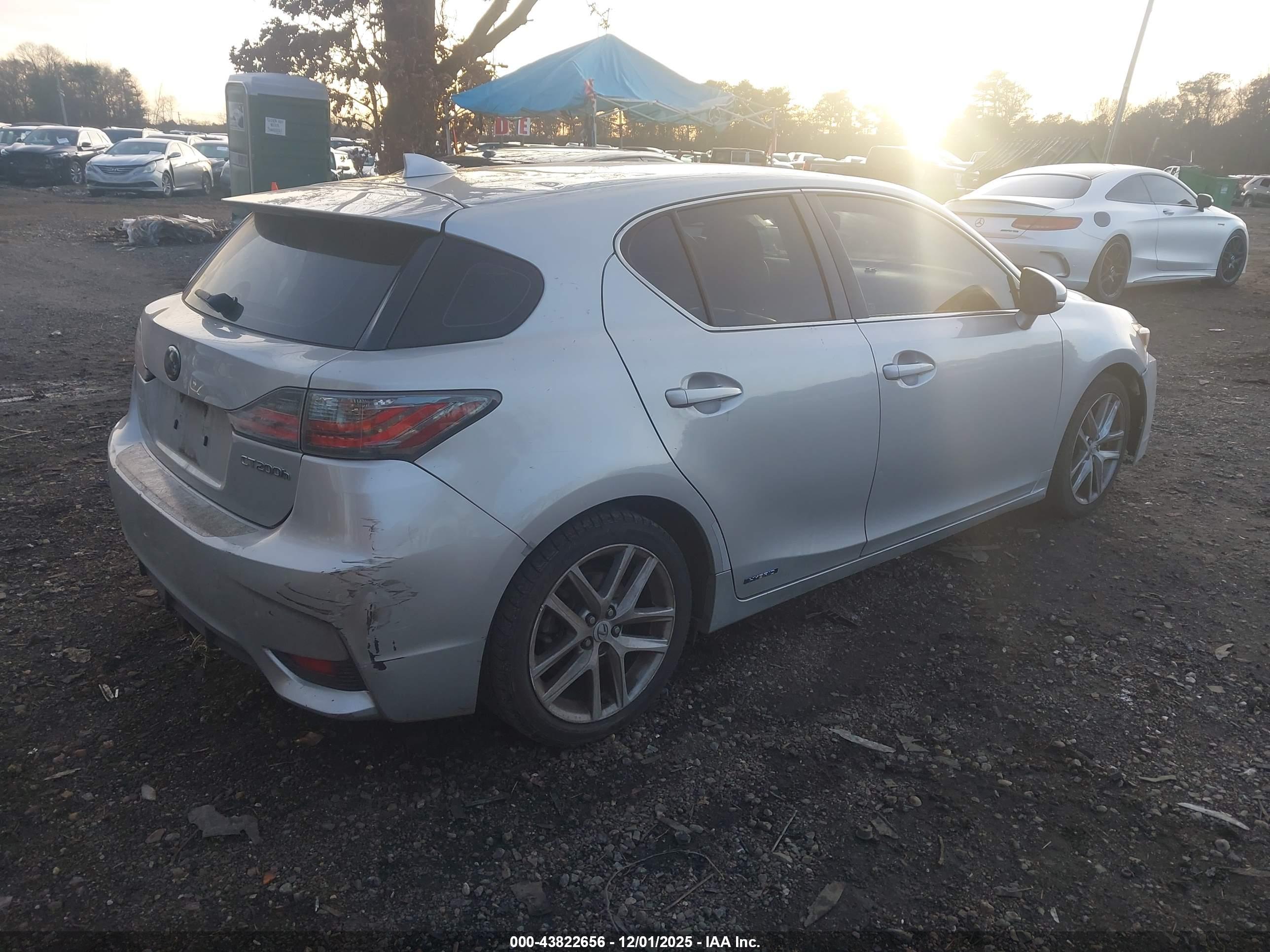 LEXUS CT image 4