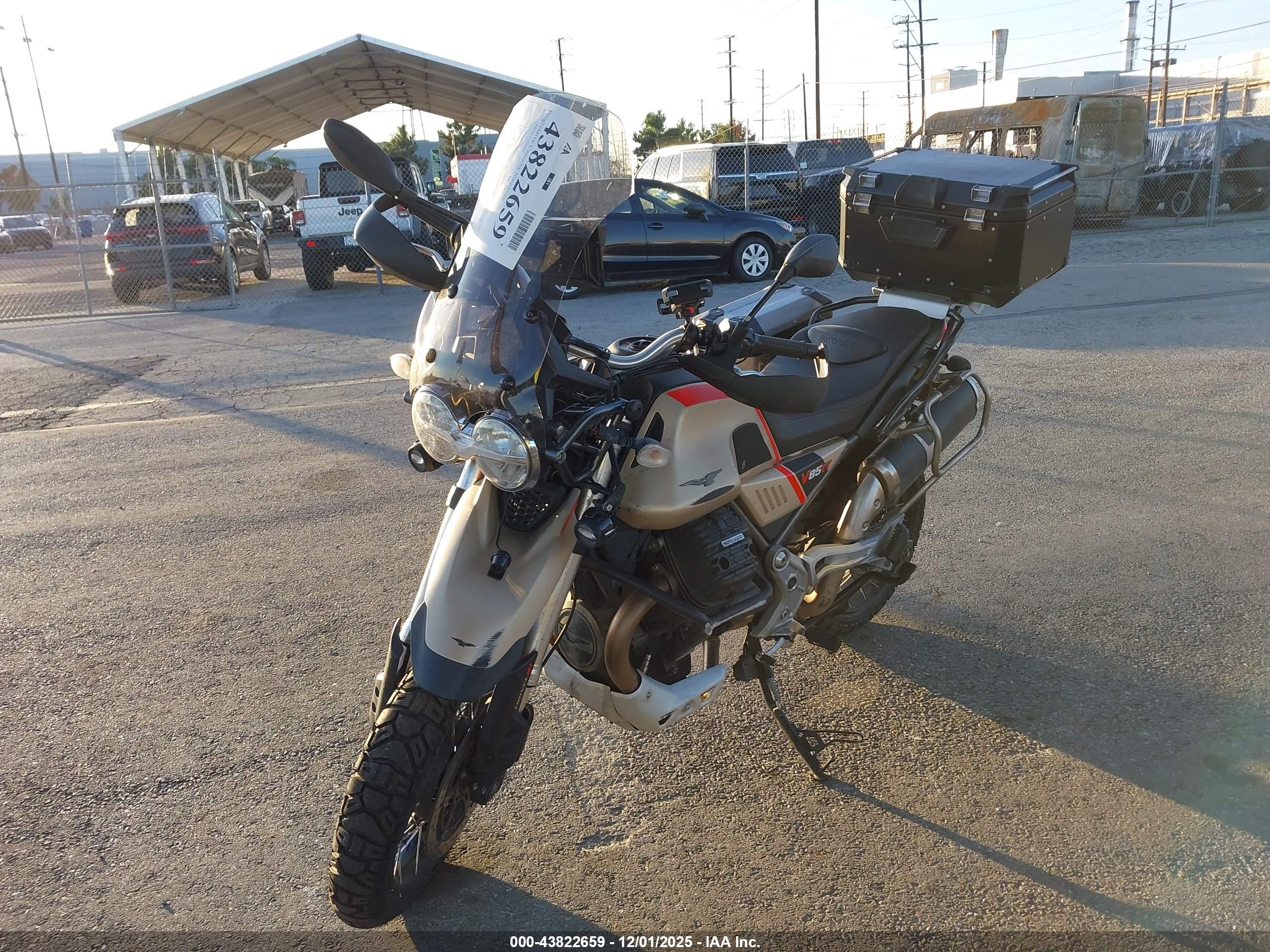 MOTO GUZZI image 2