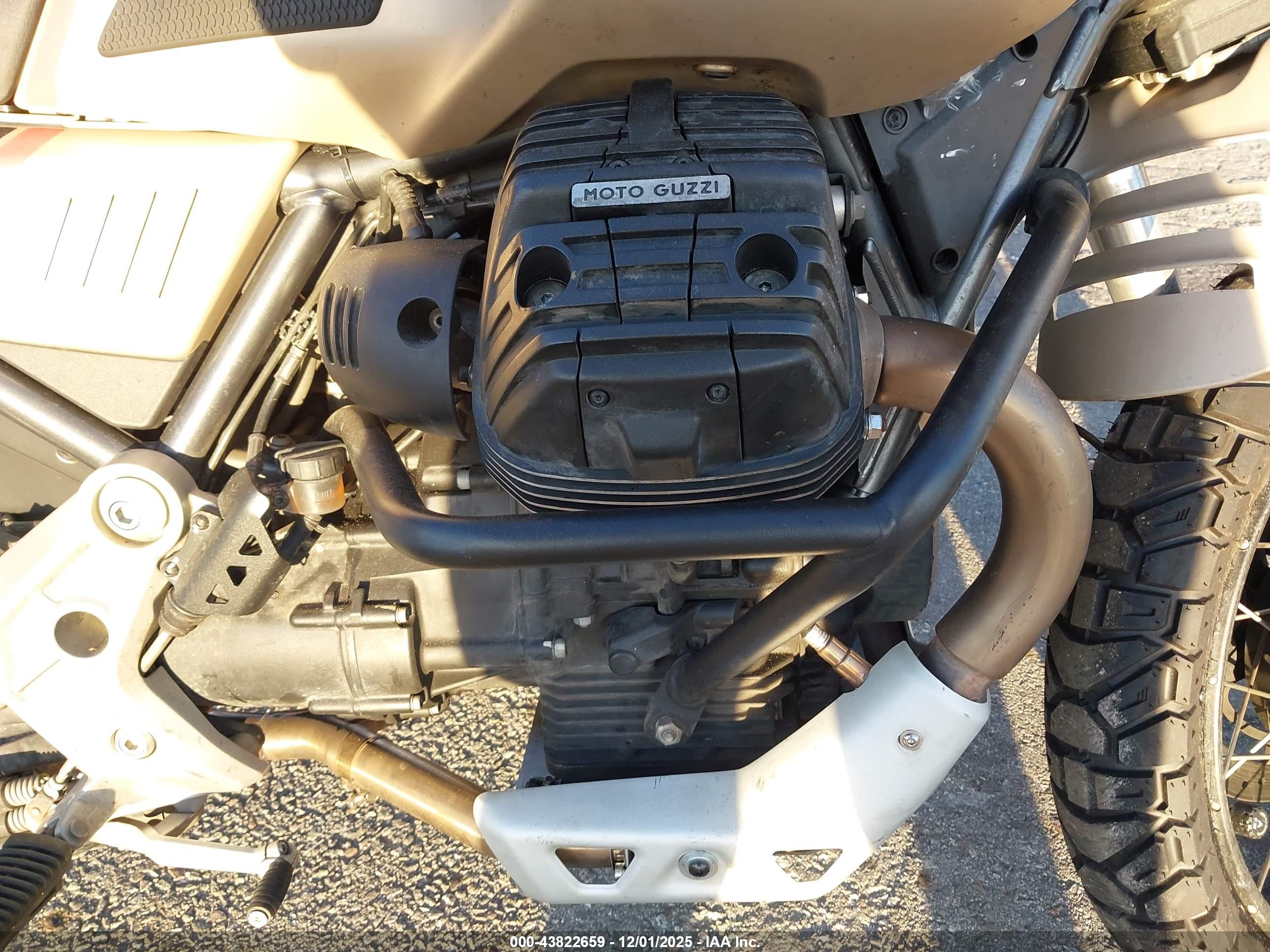 MOTO GUZZI image 8