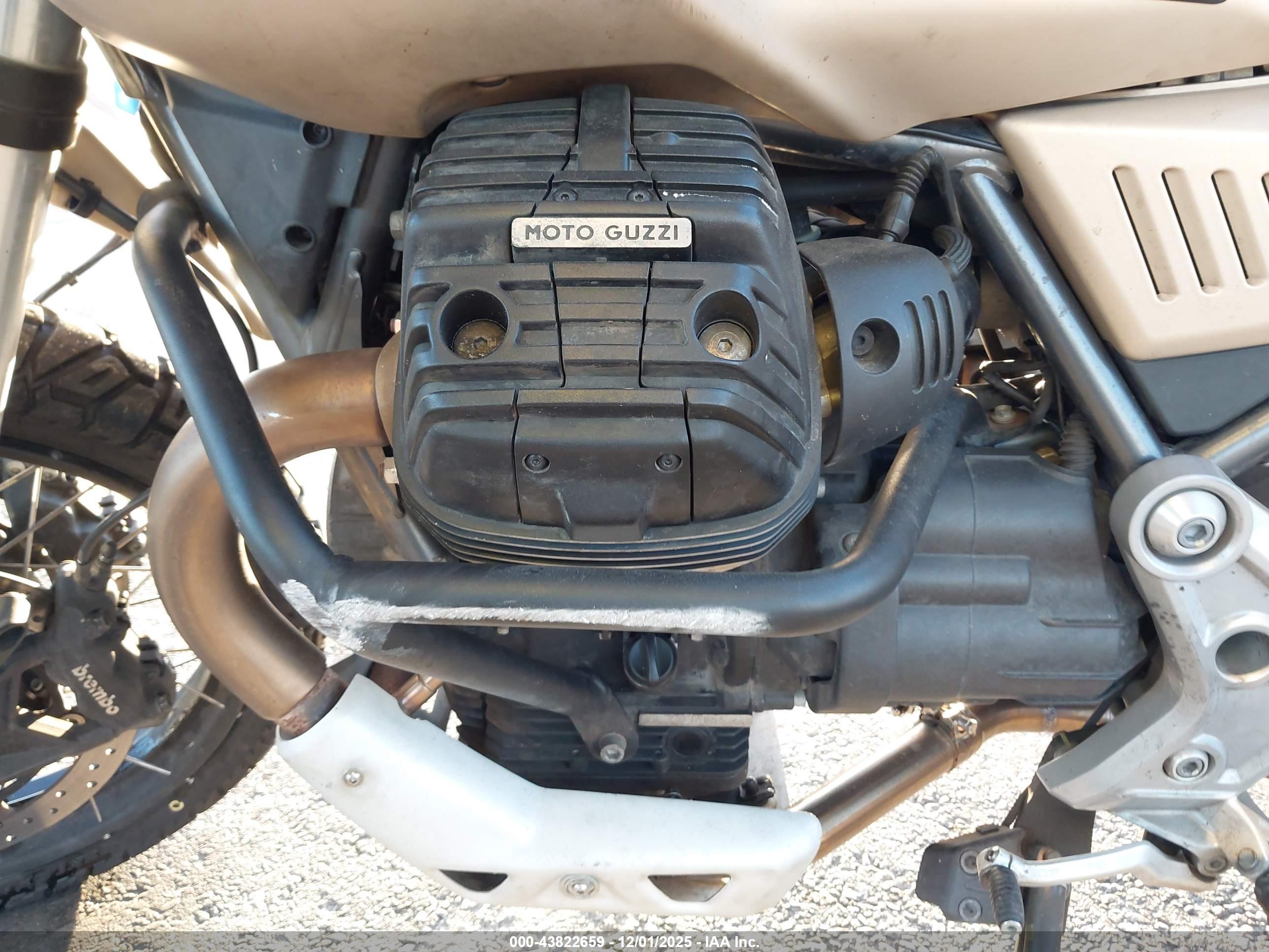 MOTO GUZZI image 9