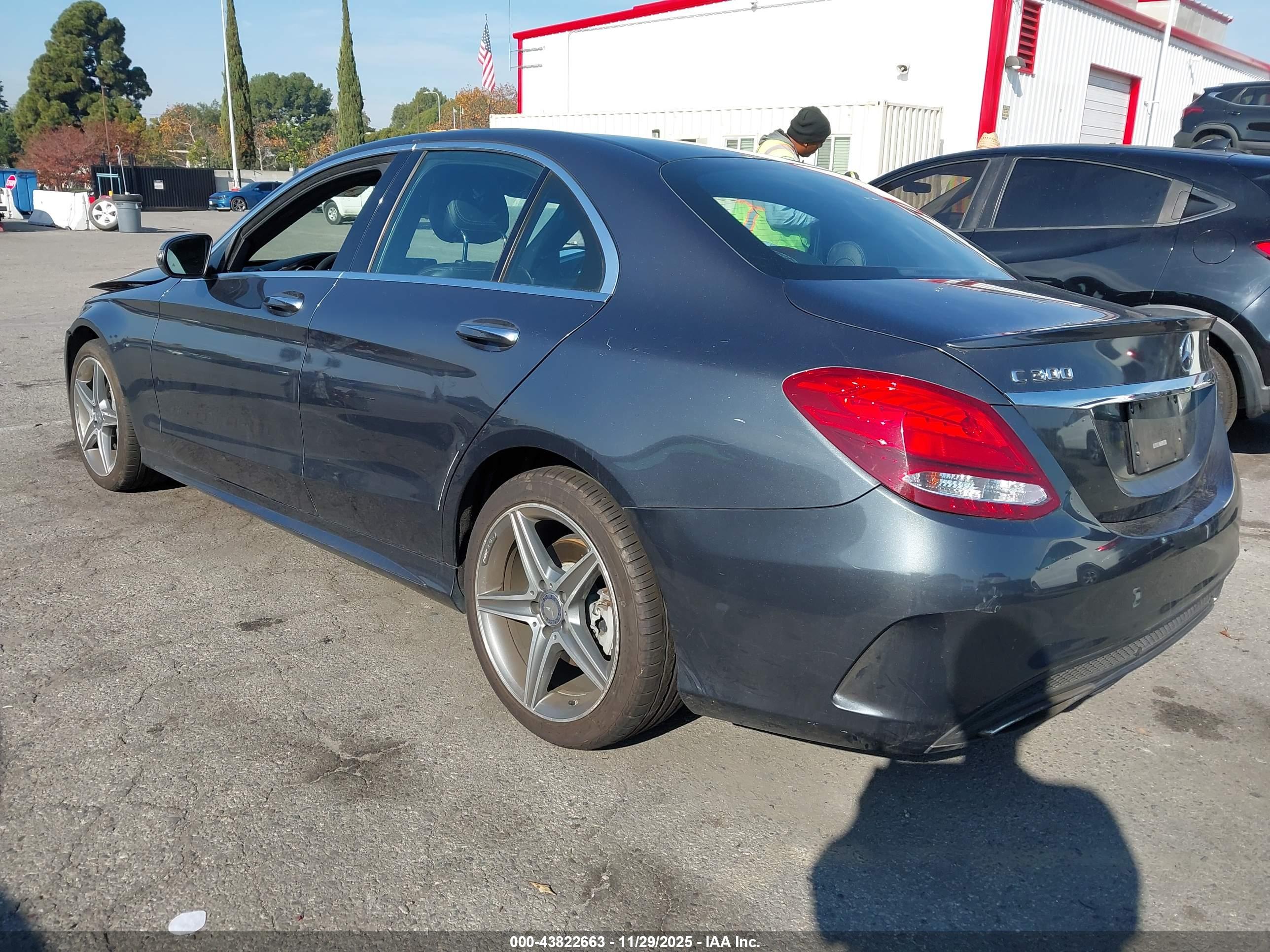 MERCEDES-BENZ C image 3