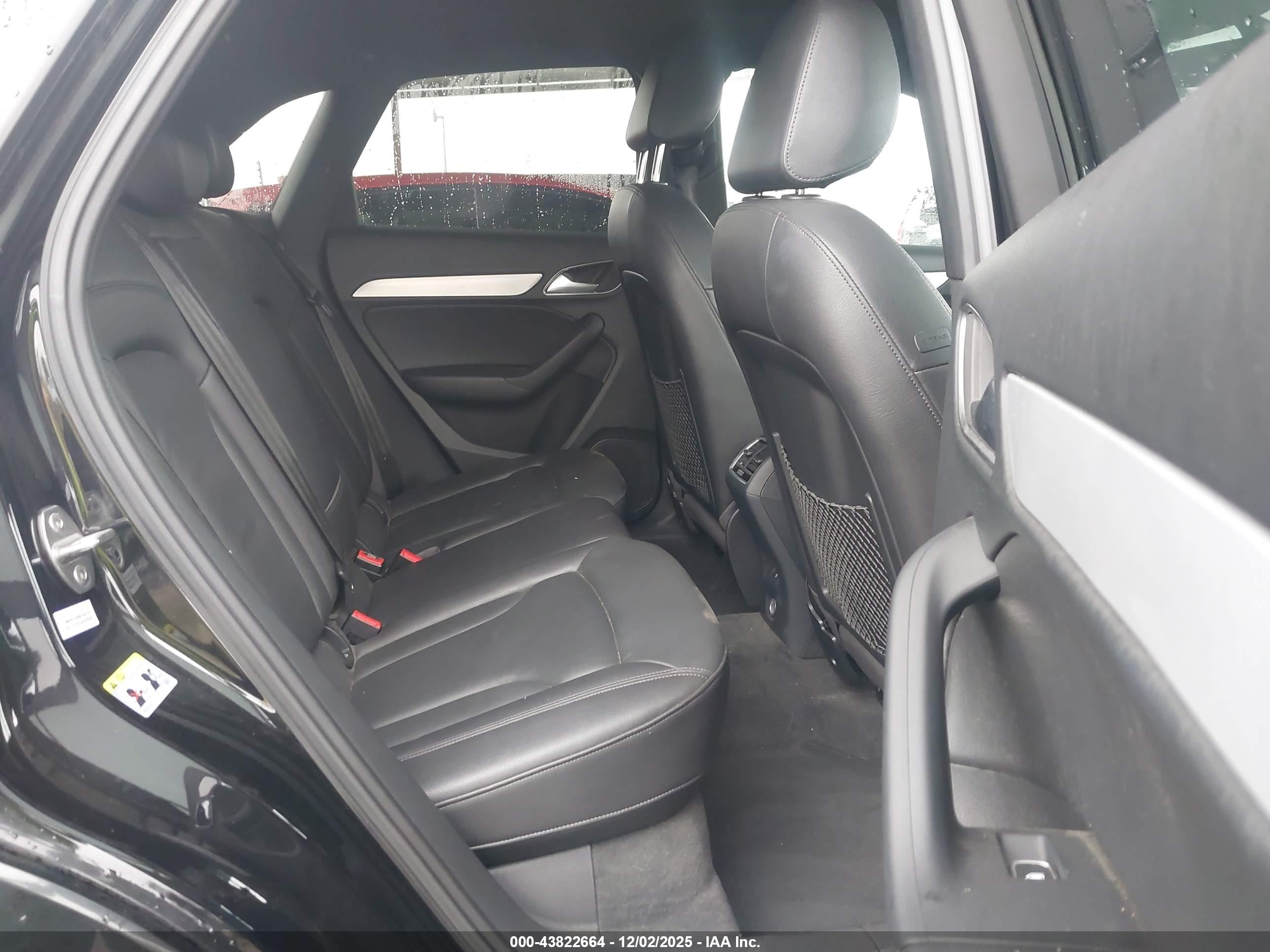 AUDI Q3 image 8