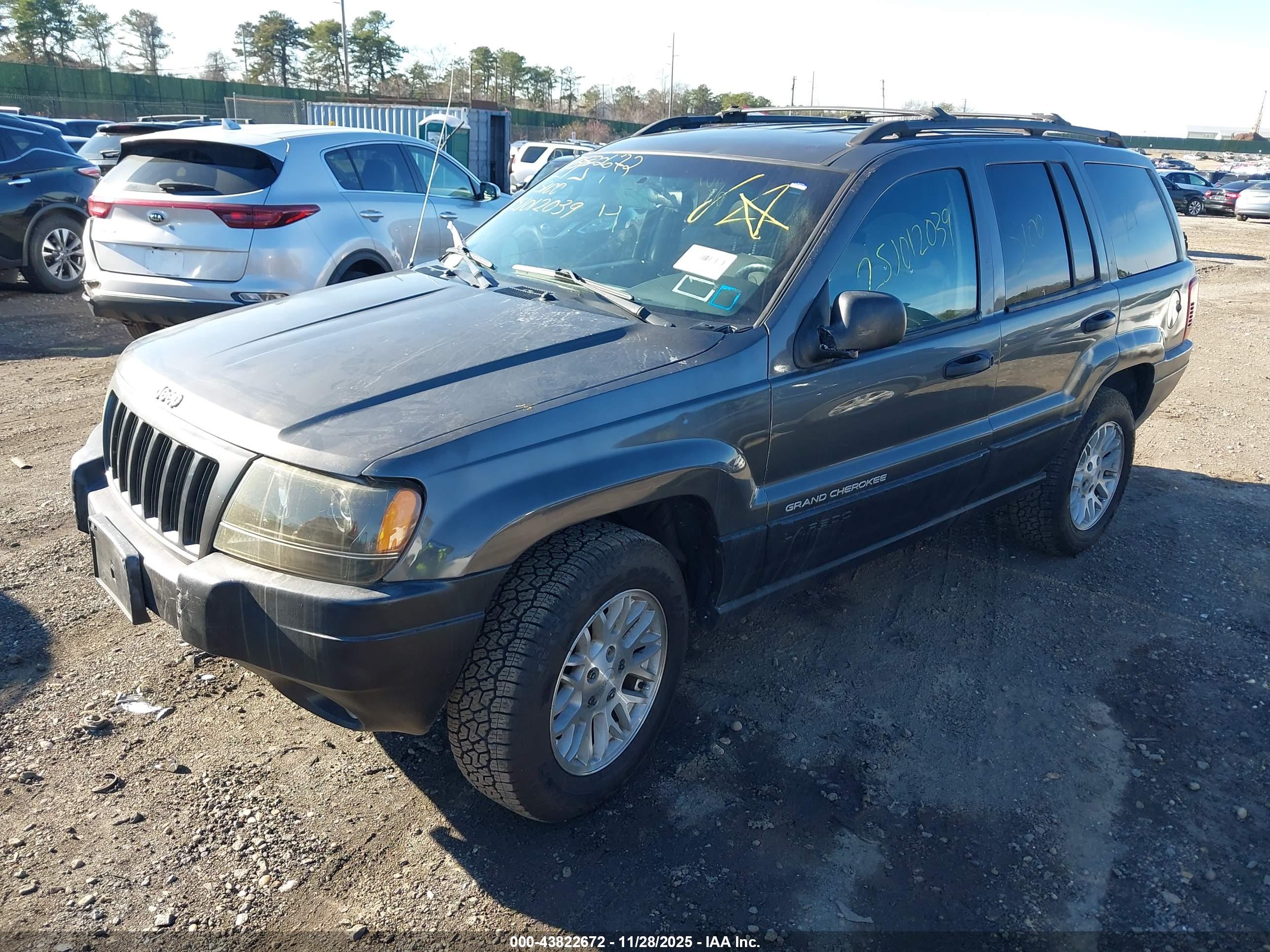 JEEP GRAND image 2