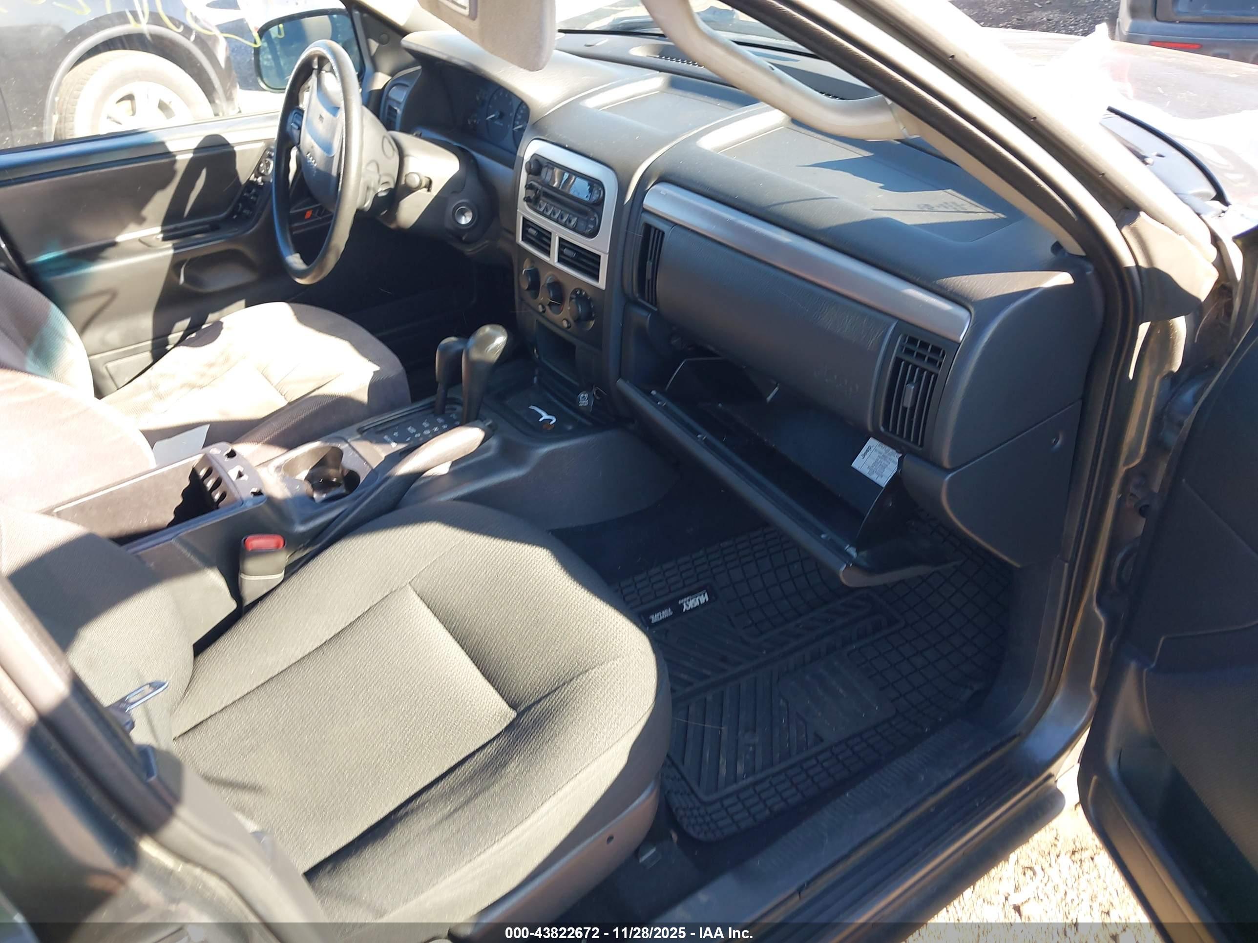 JEEP GRAND image 5