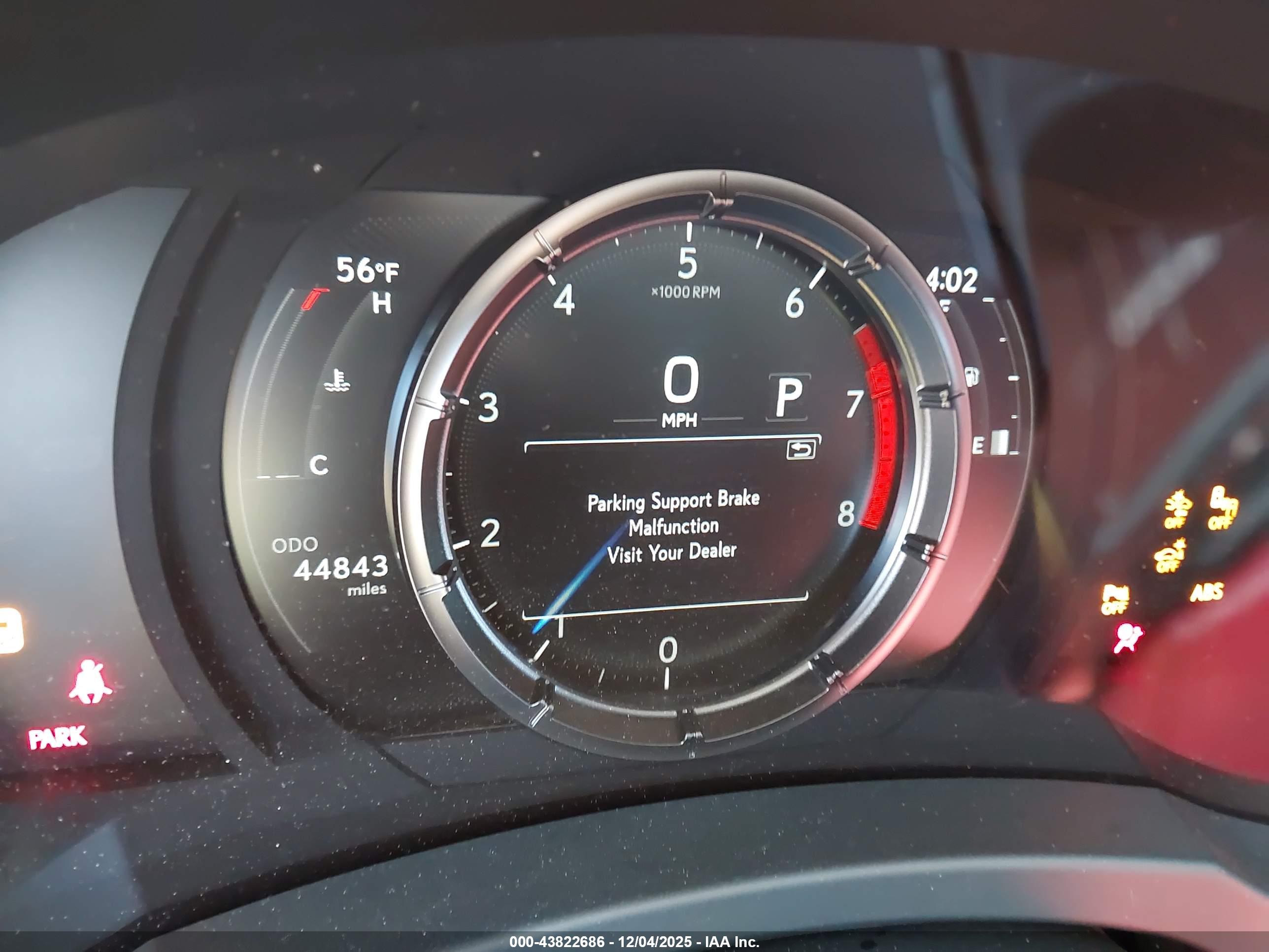 LEXUS IS image 7