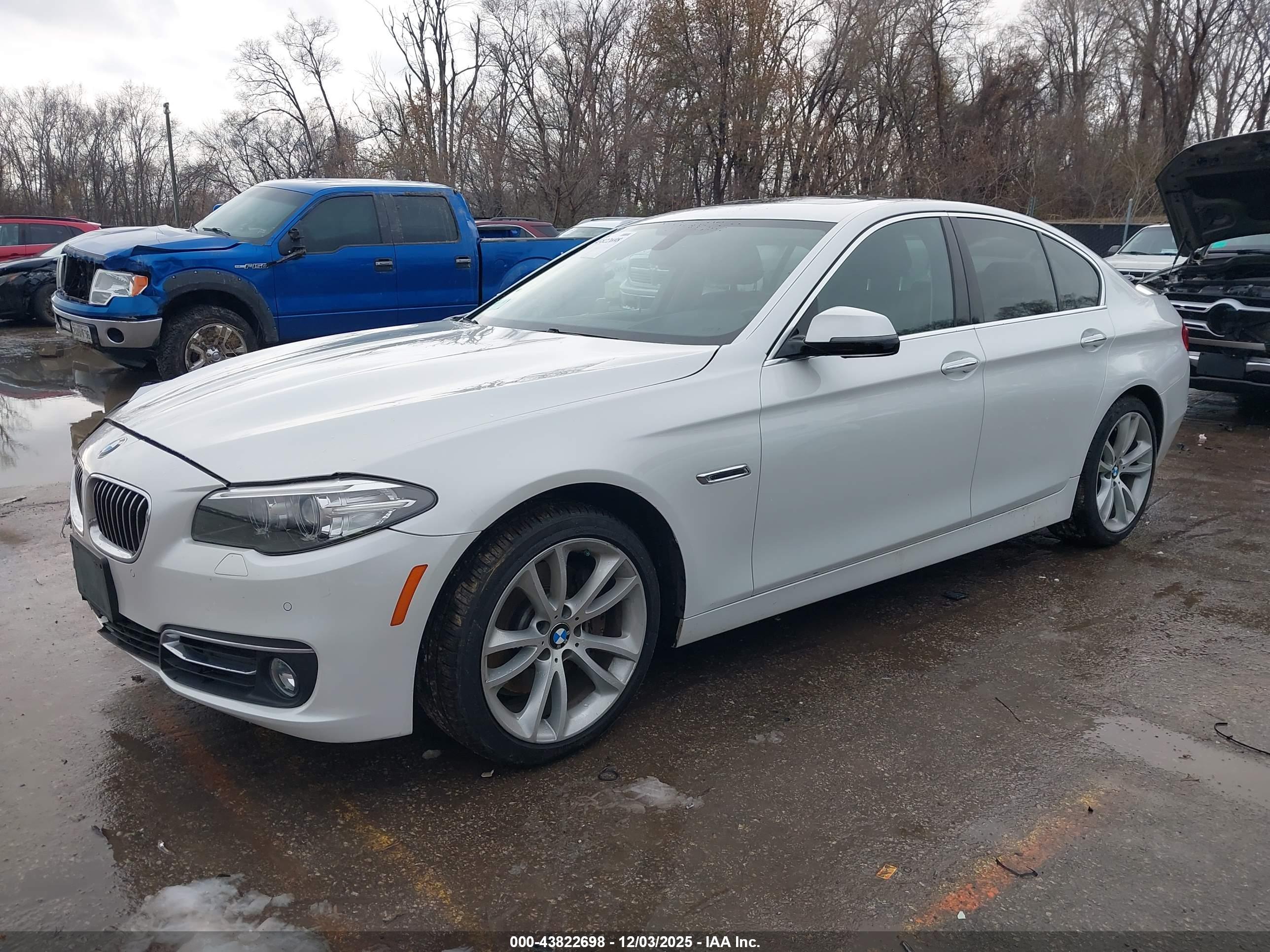 BMW 535I image 2