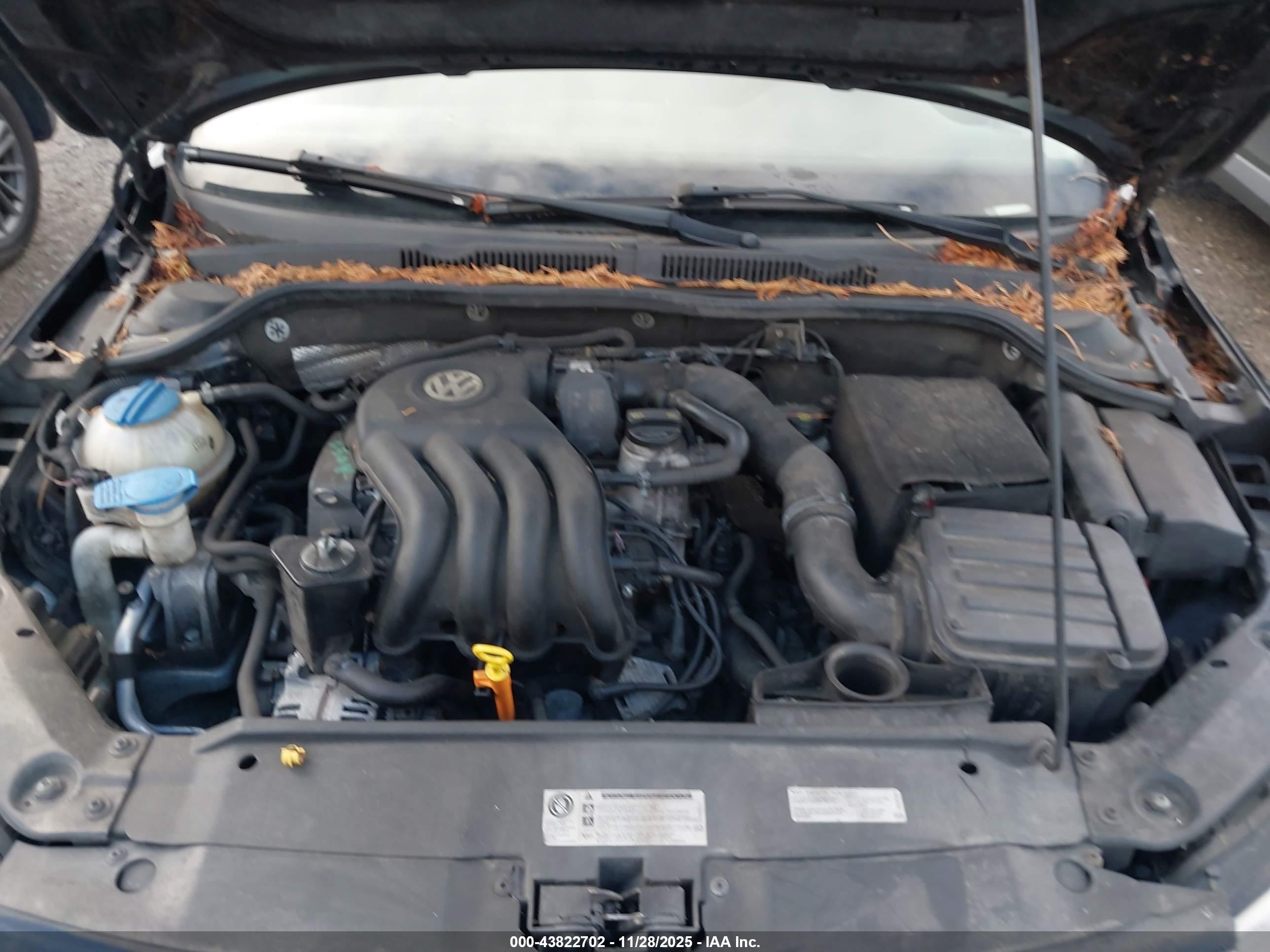 VOLKSWAGEN JETTA image 10