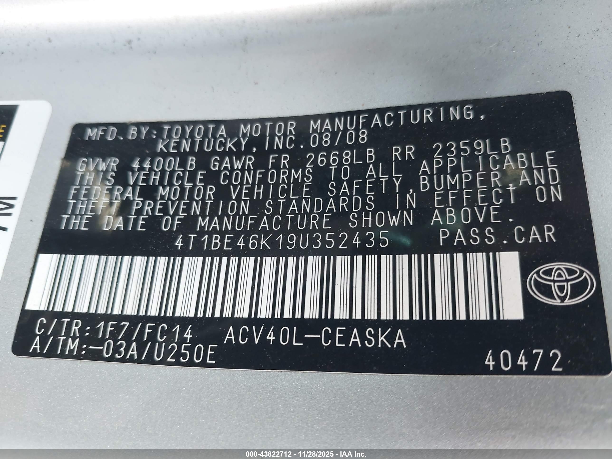TOYOTA CAMRY image 9
