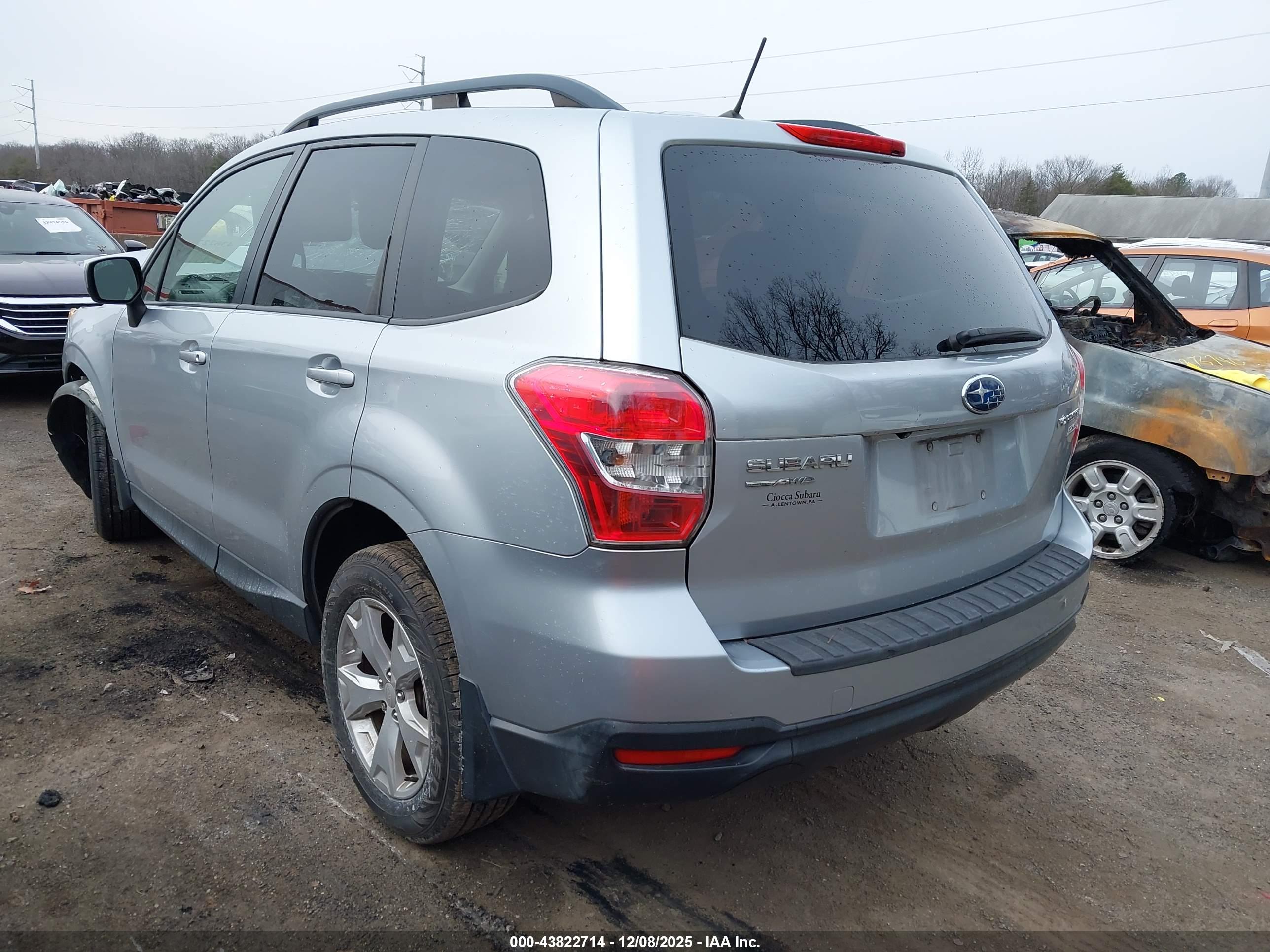 SUBARU FORESTER image 3