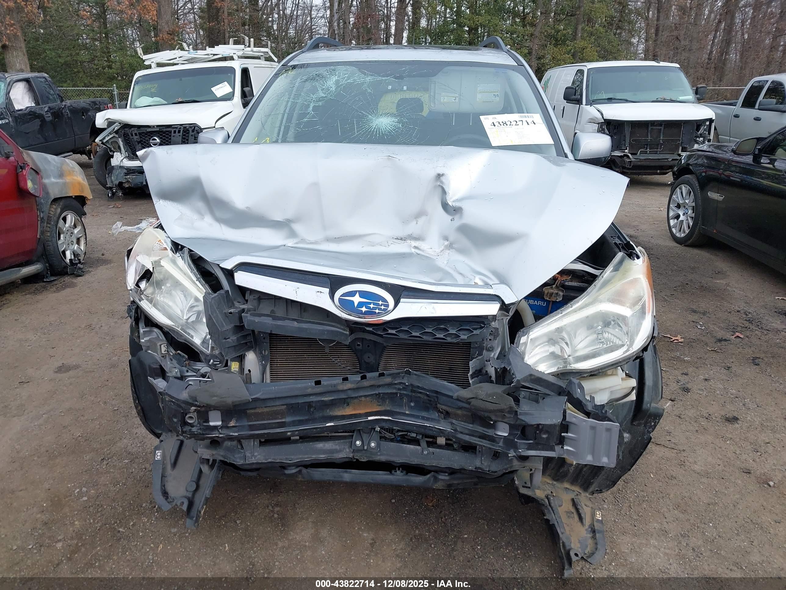 SUBARU FORESTER image 6