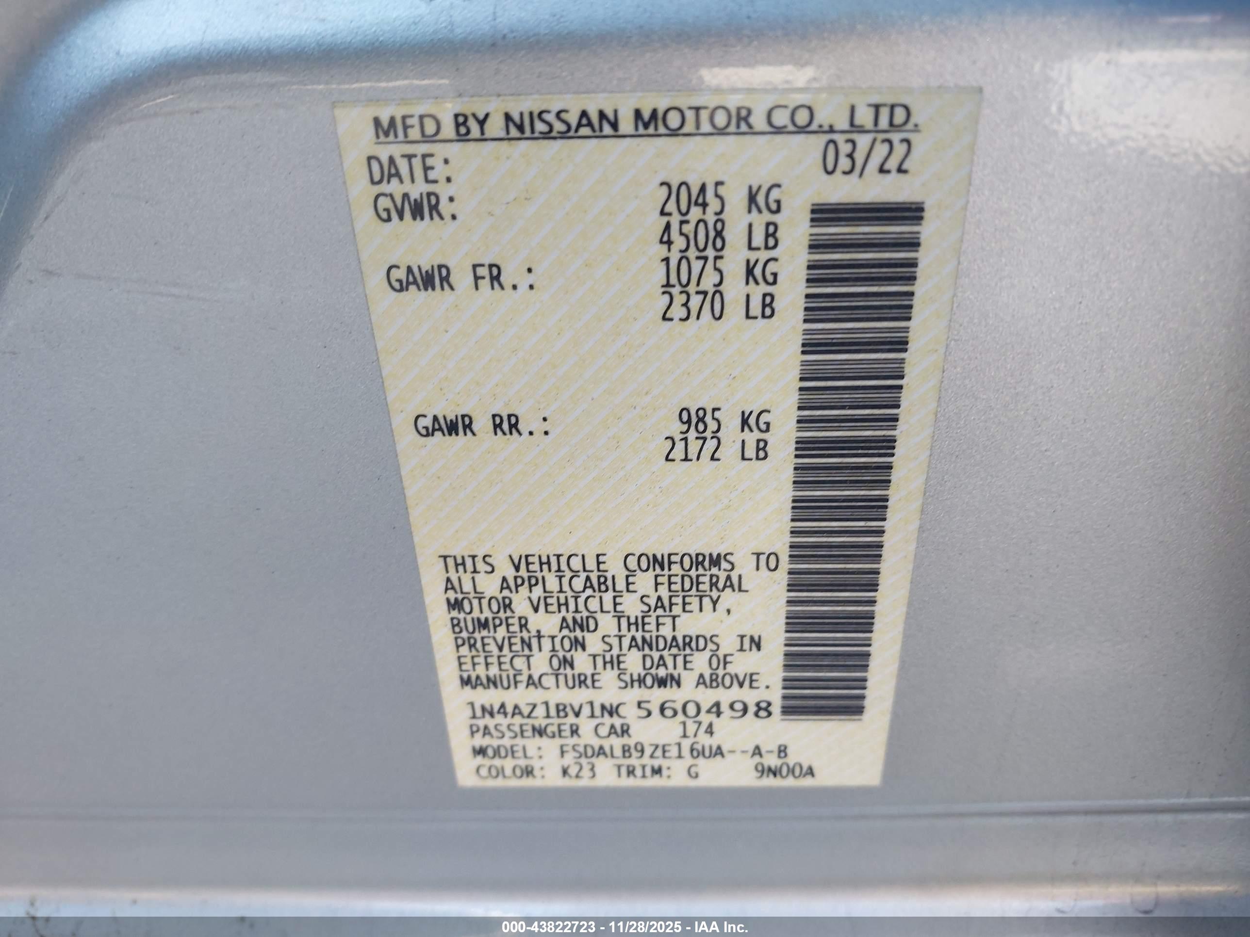 NISSAN LEAF image 9
