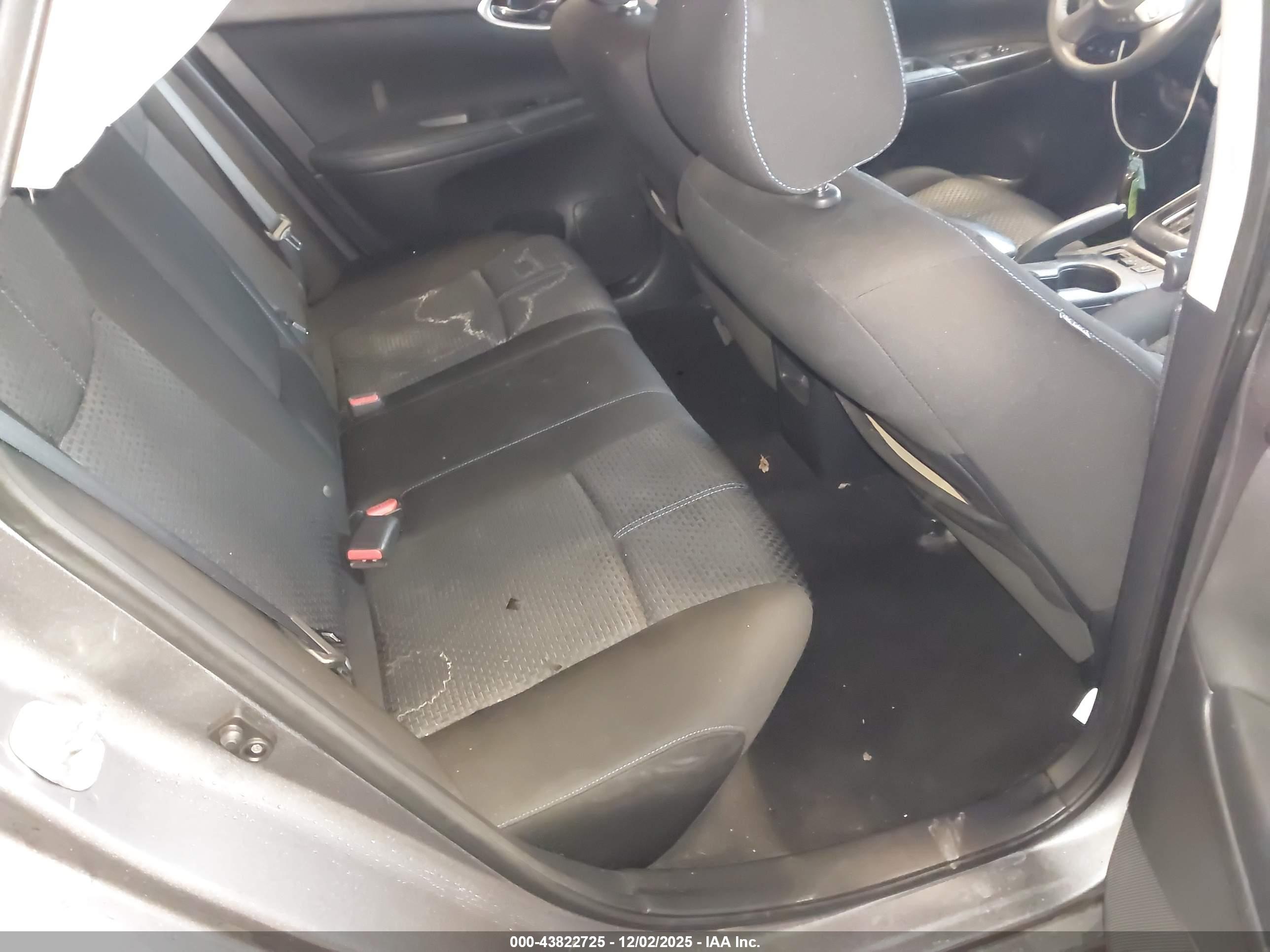 NISSAN SENTRA image 8