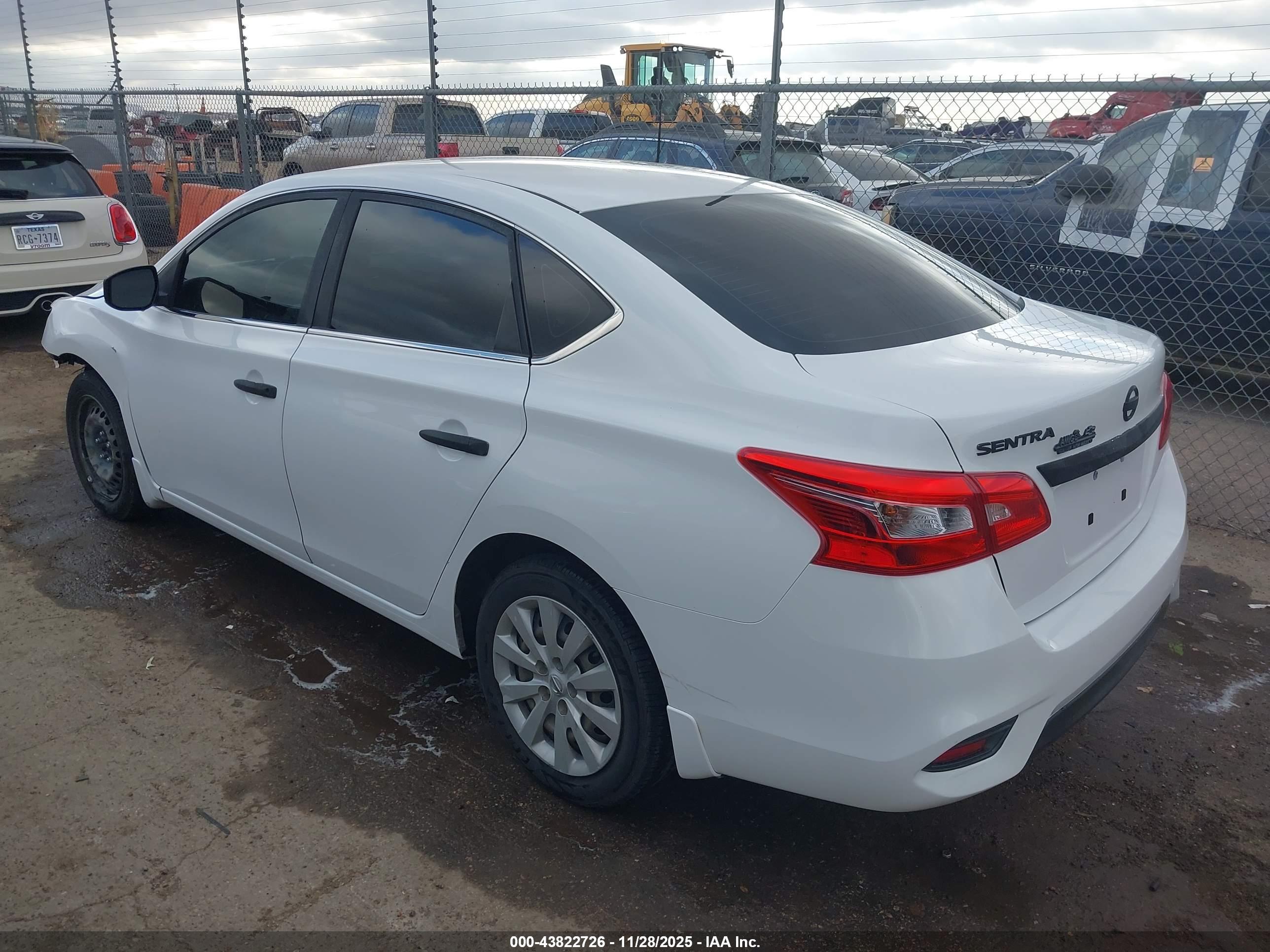 NISSAN SENTRA image 3