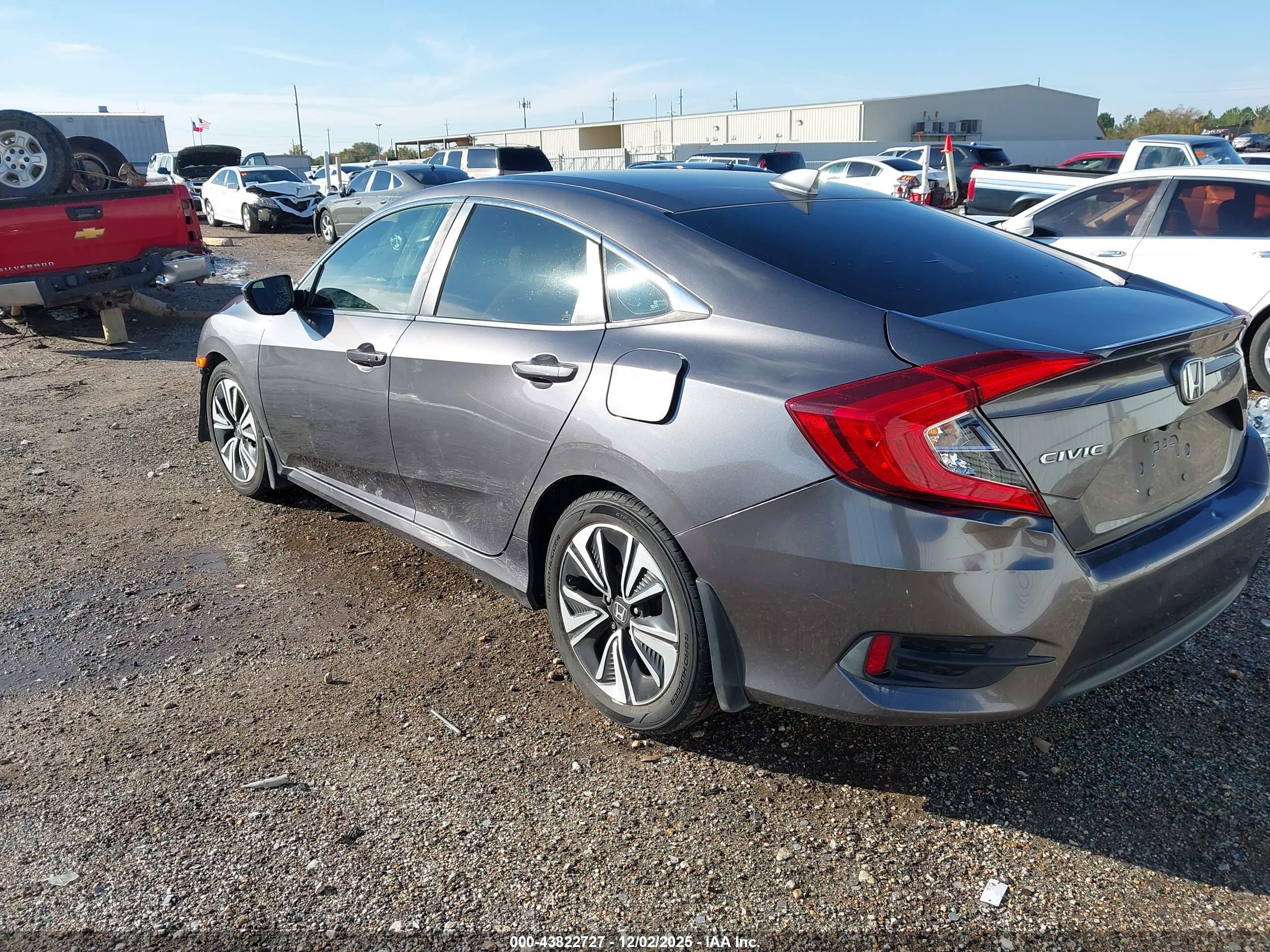 HONDA CIVIC image 3