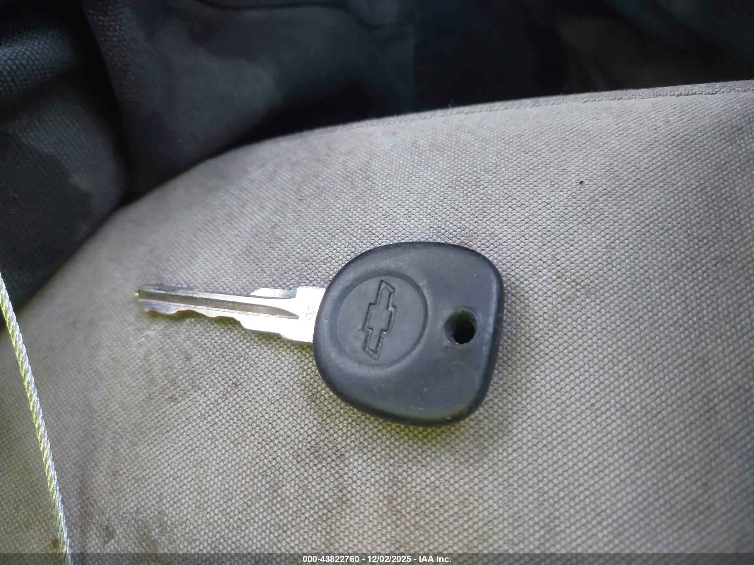 CHEVROLET COBALT image 11
