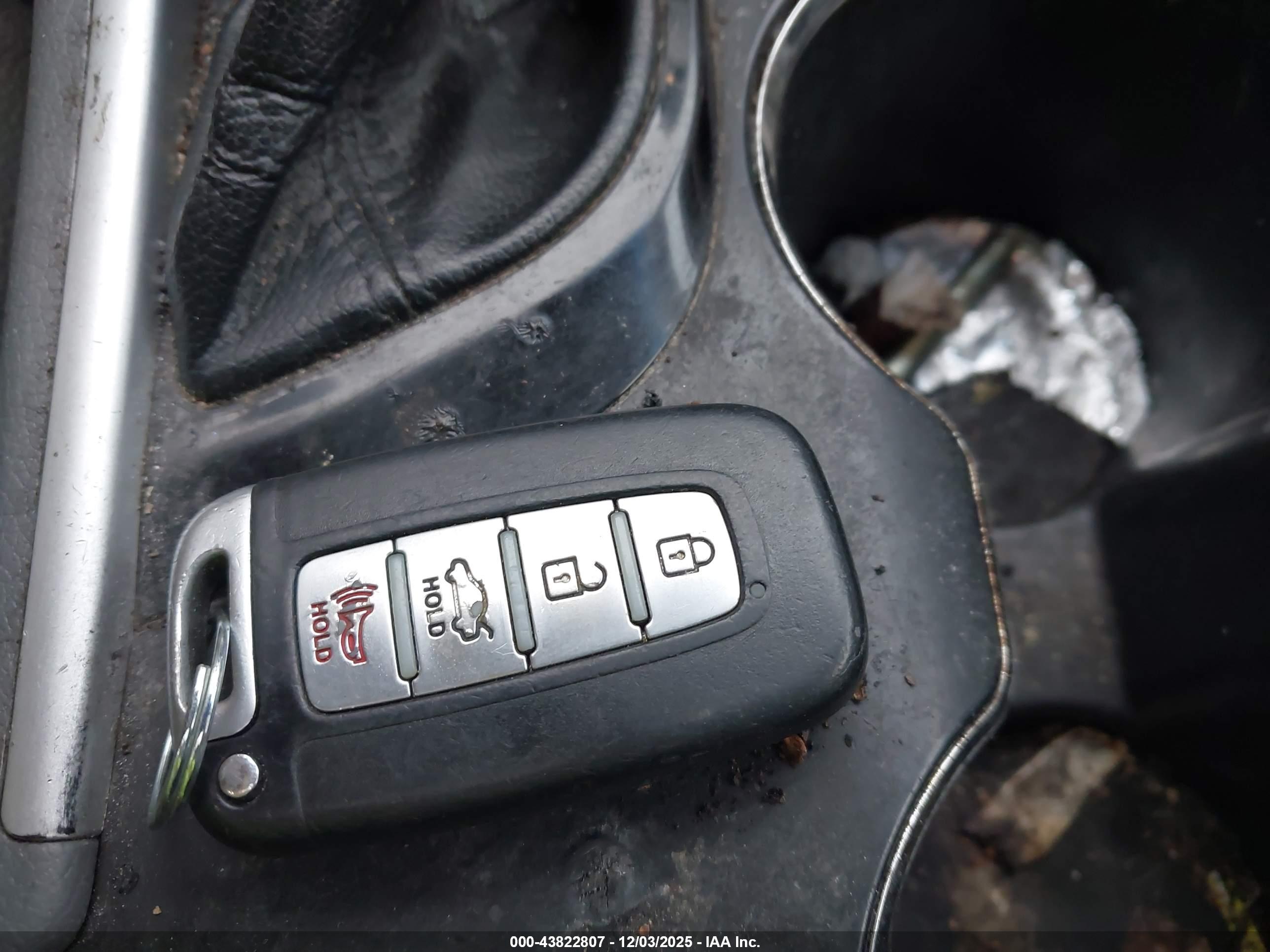 HYUNDAI SONATA image 11