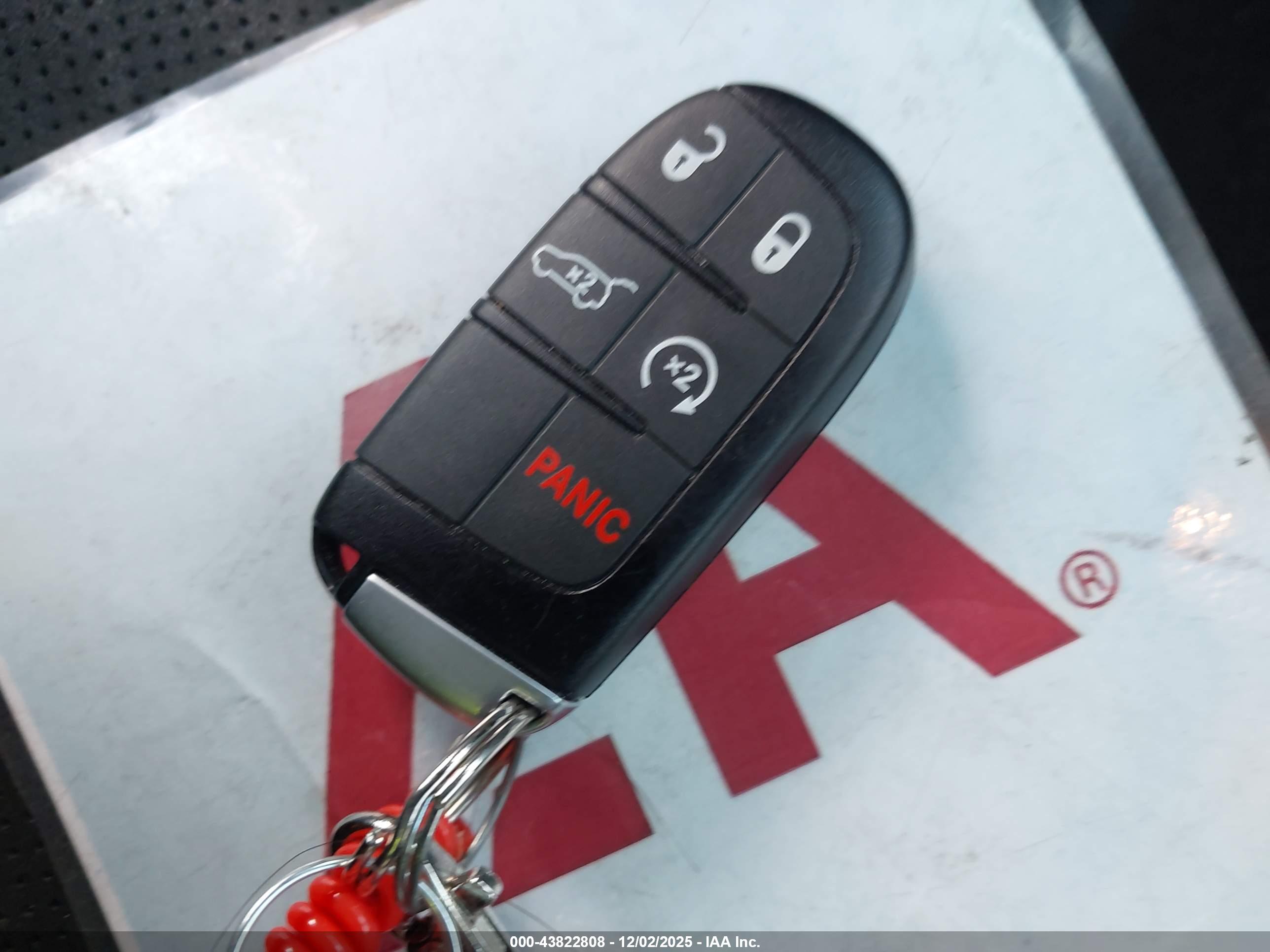 JEEP GRAND image 11
