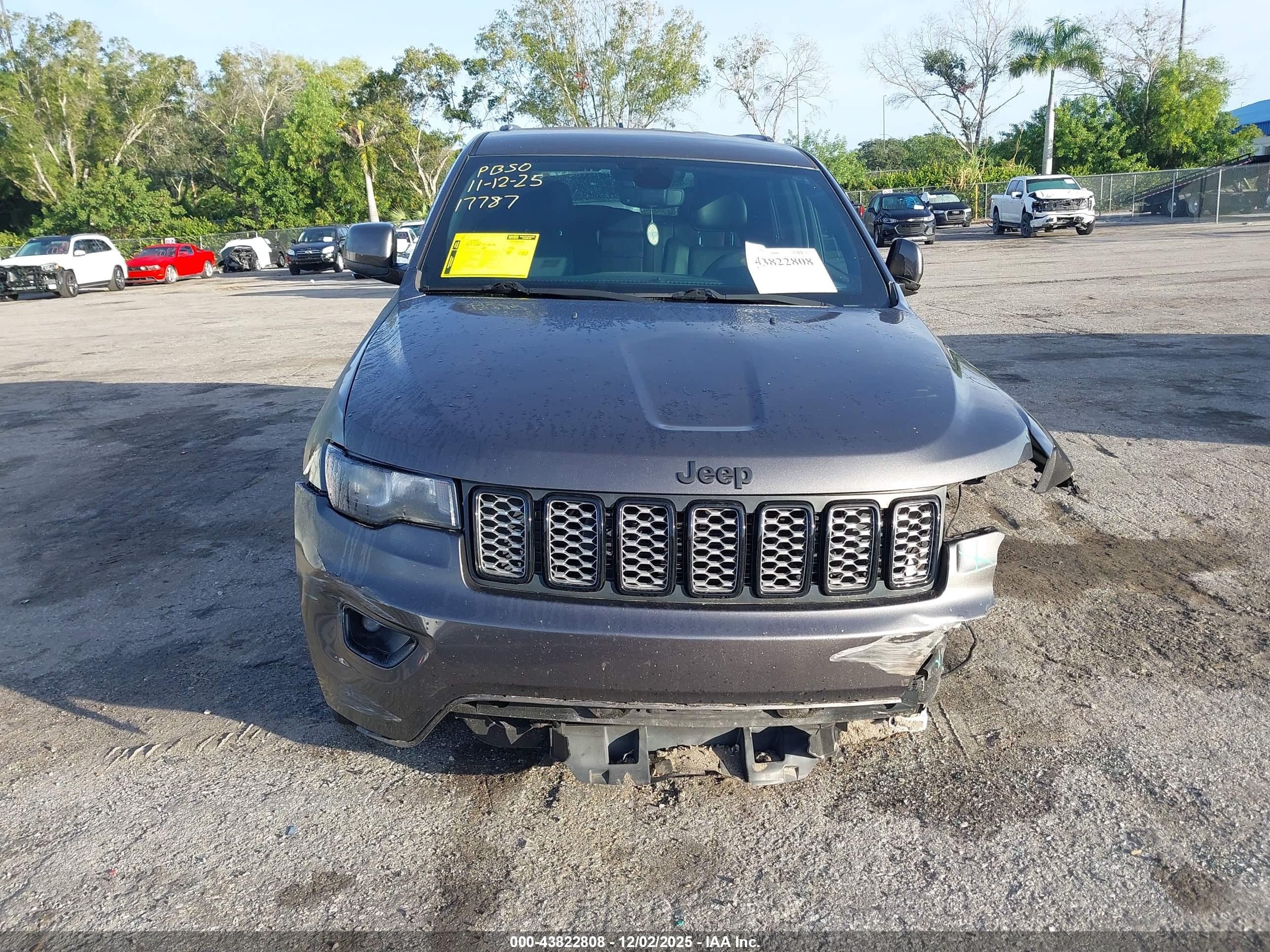 JEEP GRAND image 6