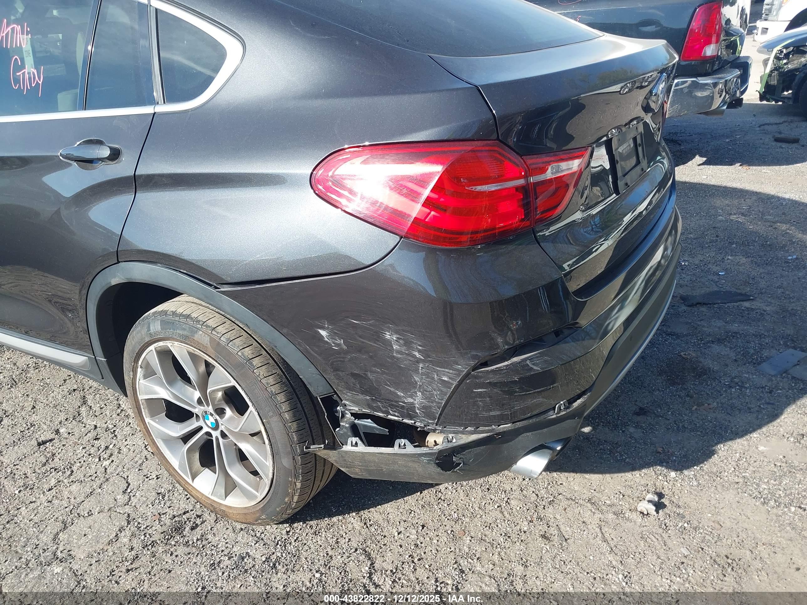 BMW X4 image 6