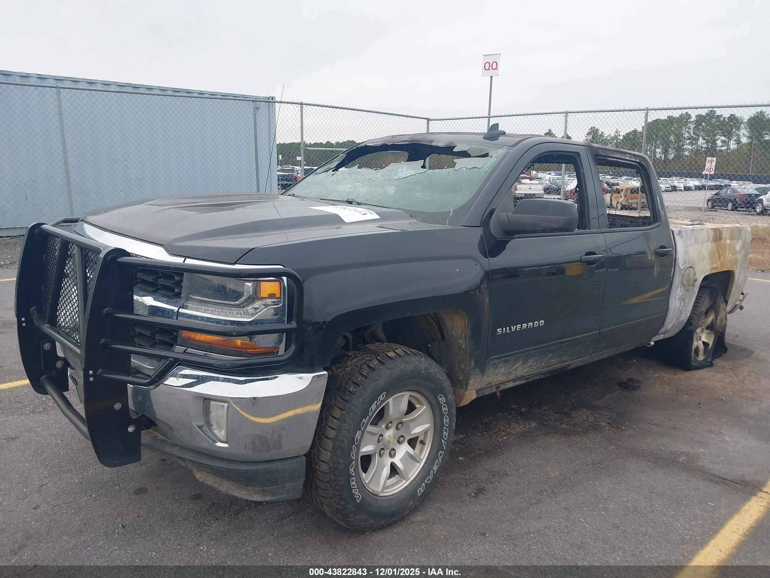 CHEVROLET SILVERADO image 2