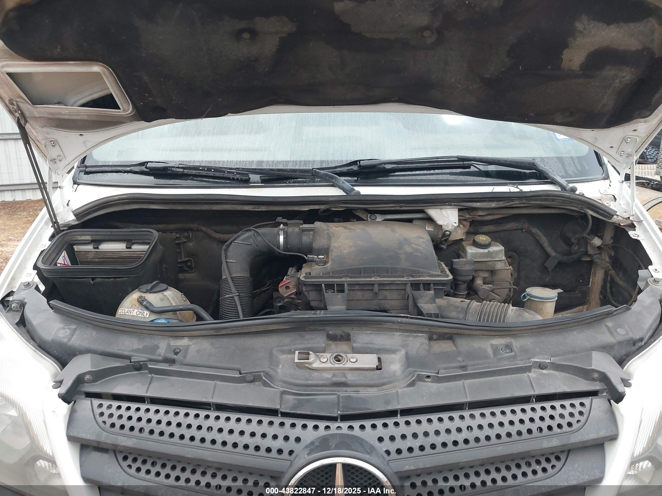 MERCEDES-BENZ SPRINTER image 10